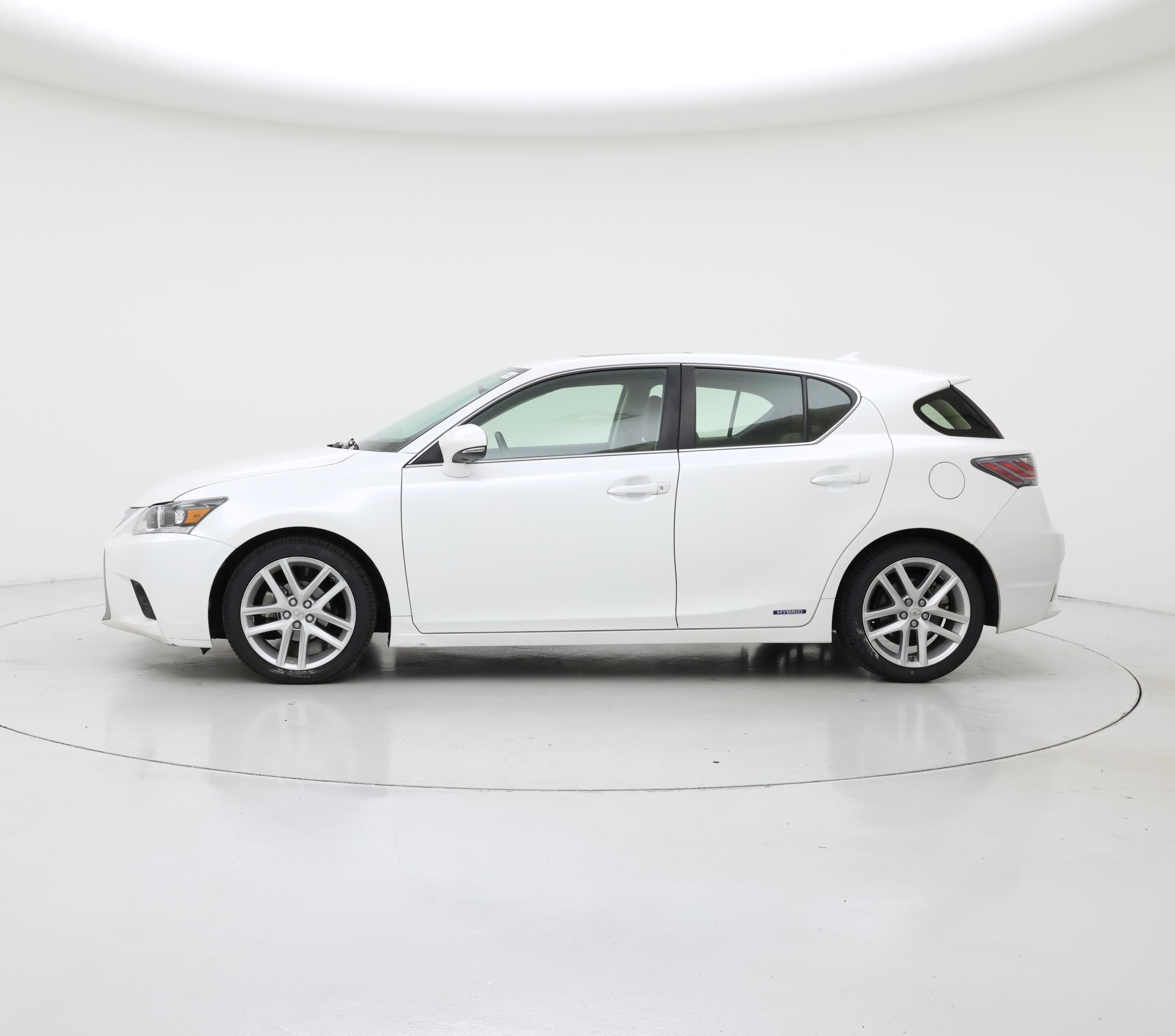 Thumbnail: 2015 Lexus CT - 3