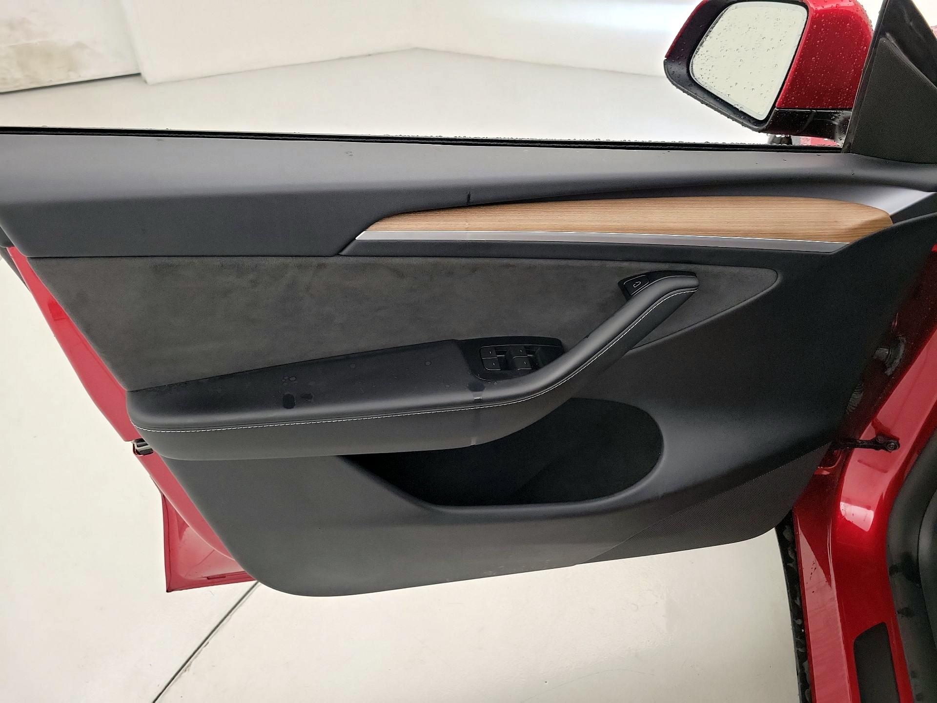 Thumbnail: 2024 Tesla Model Y - 12