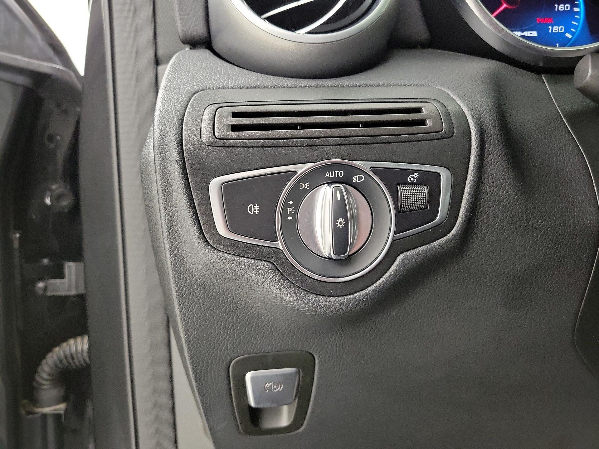 Thumbnail: 2020 Mercedes-Benz GLC - 13