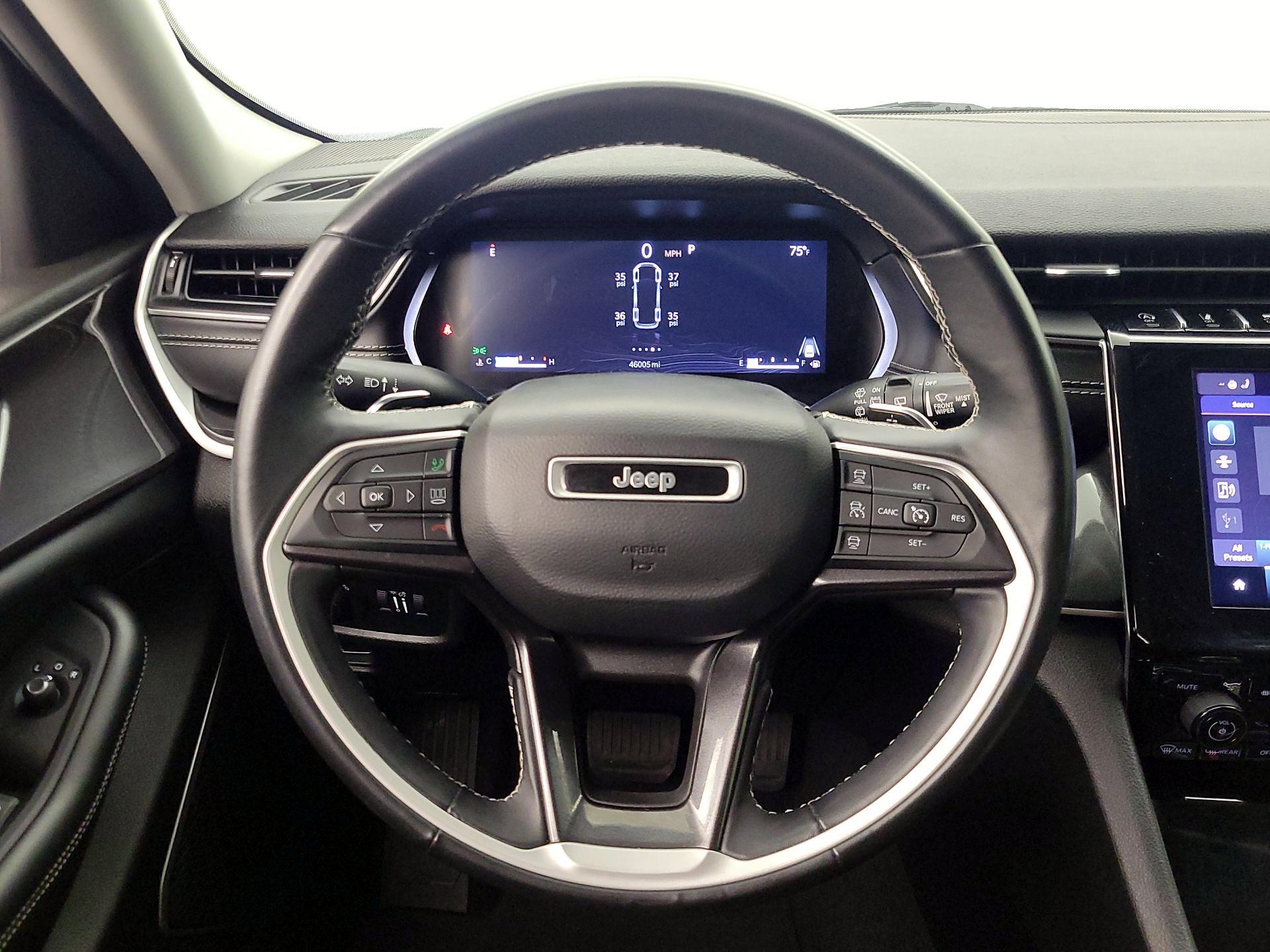 Thumbnail: 2022 Jeep Grand Cherokee - 10