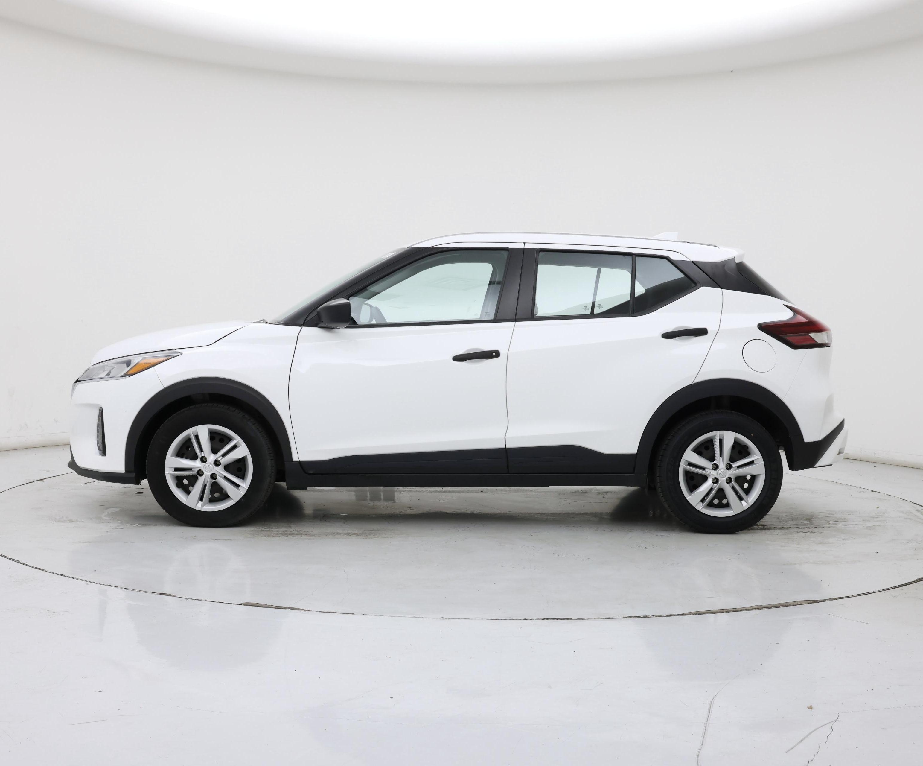 Thumbnail: 2024 Nissan Kicks - 3