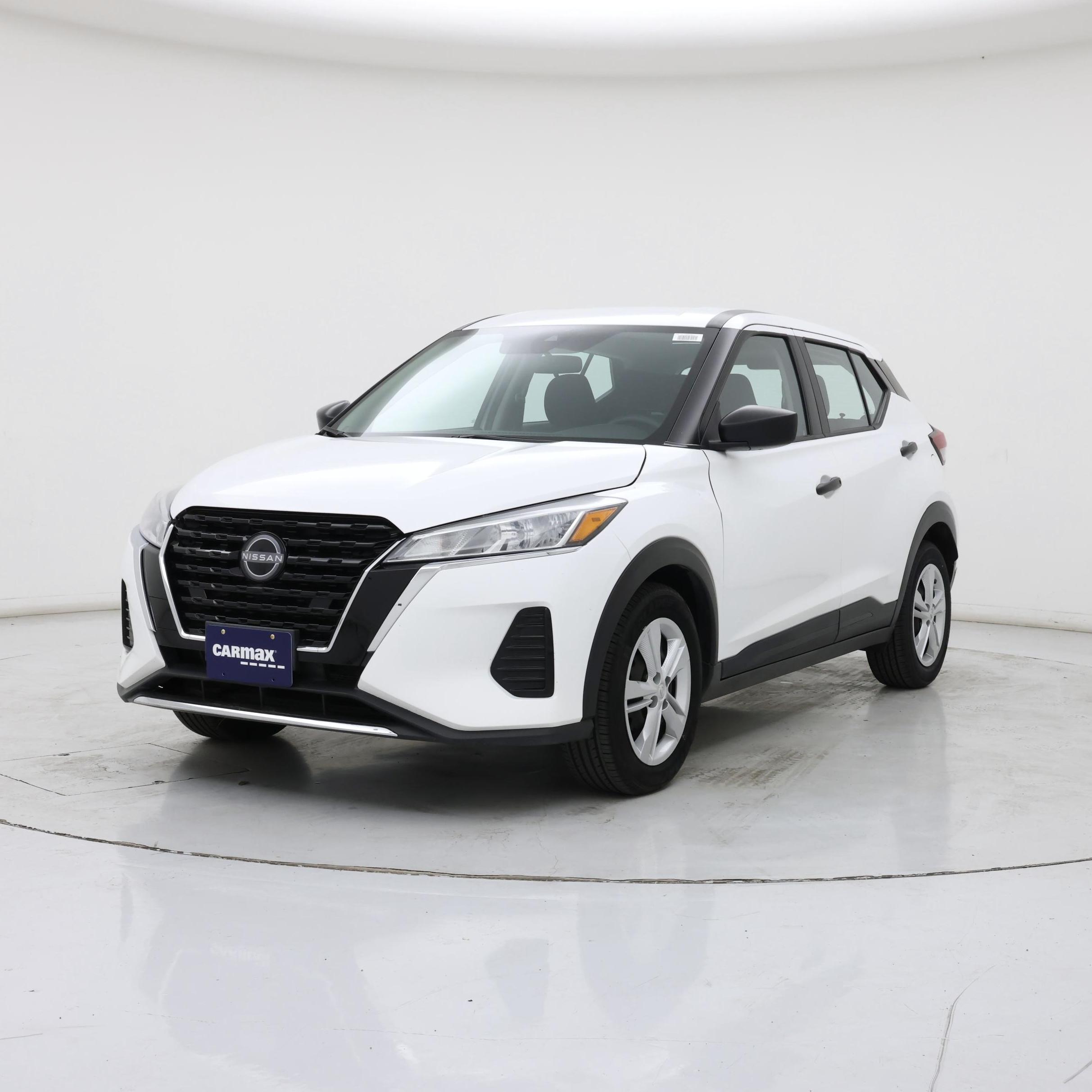 Thumbnail: 2024 Nissan Kicks - 4