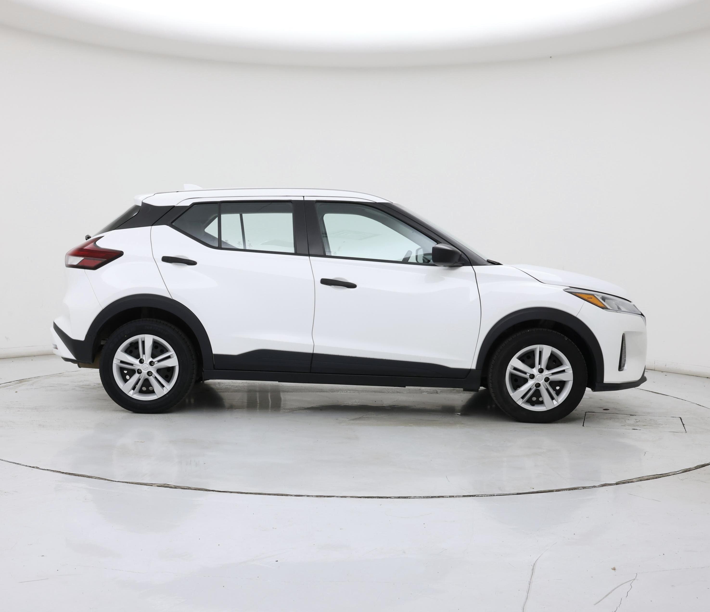 Thumbnail: 2024 Nissan Kicks - 7