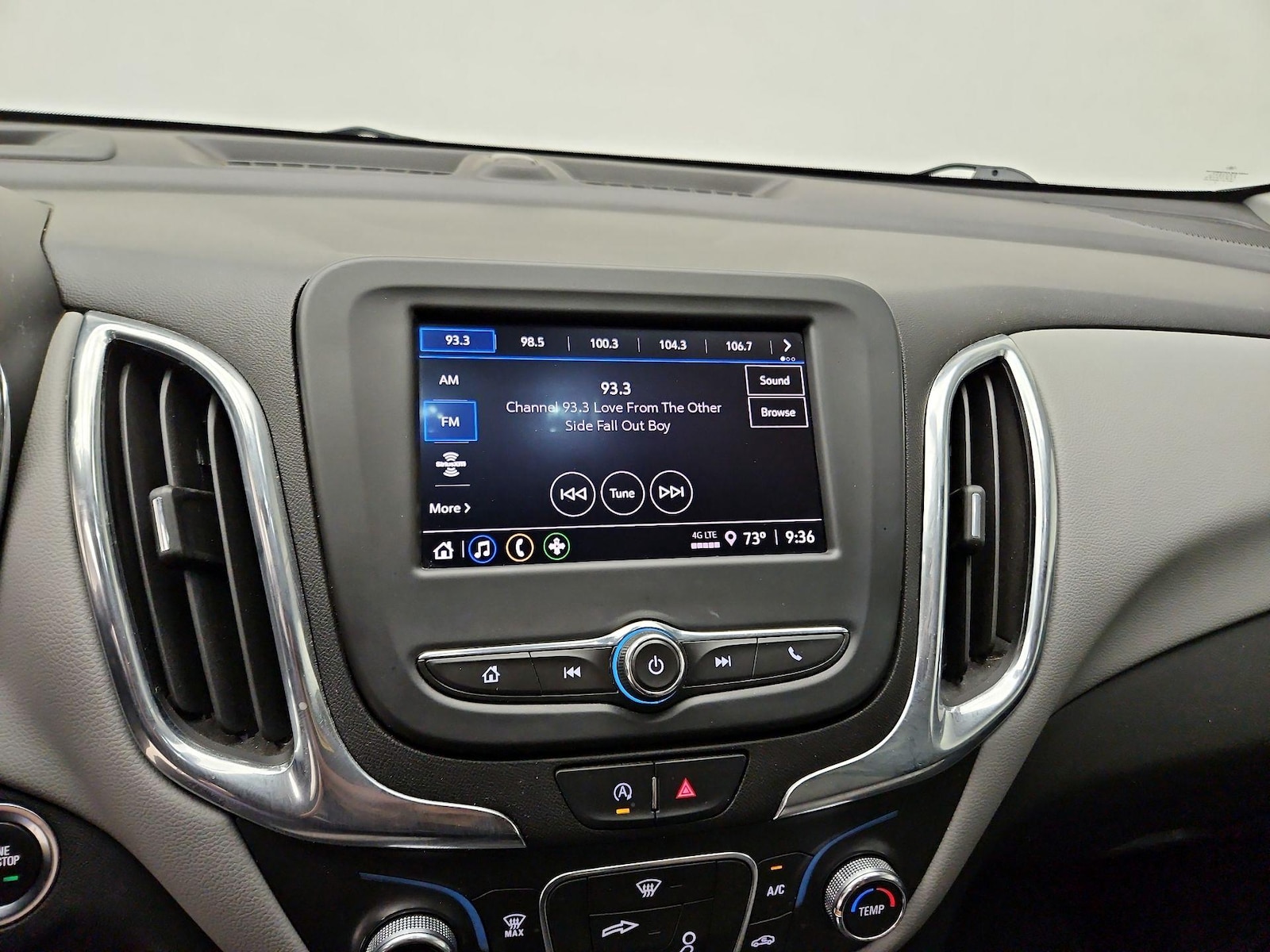 2023 Chevrolet Equinox LS - Photo 16