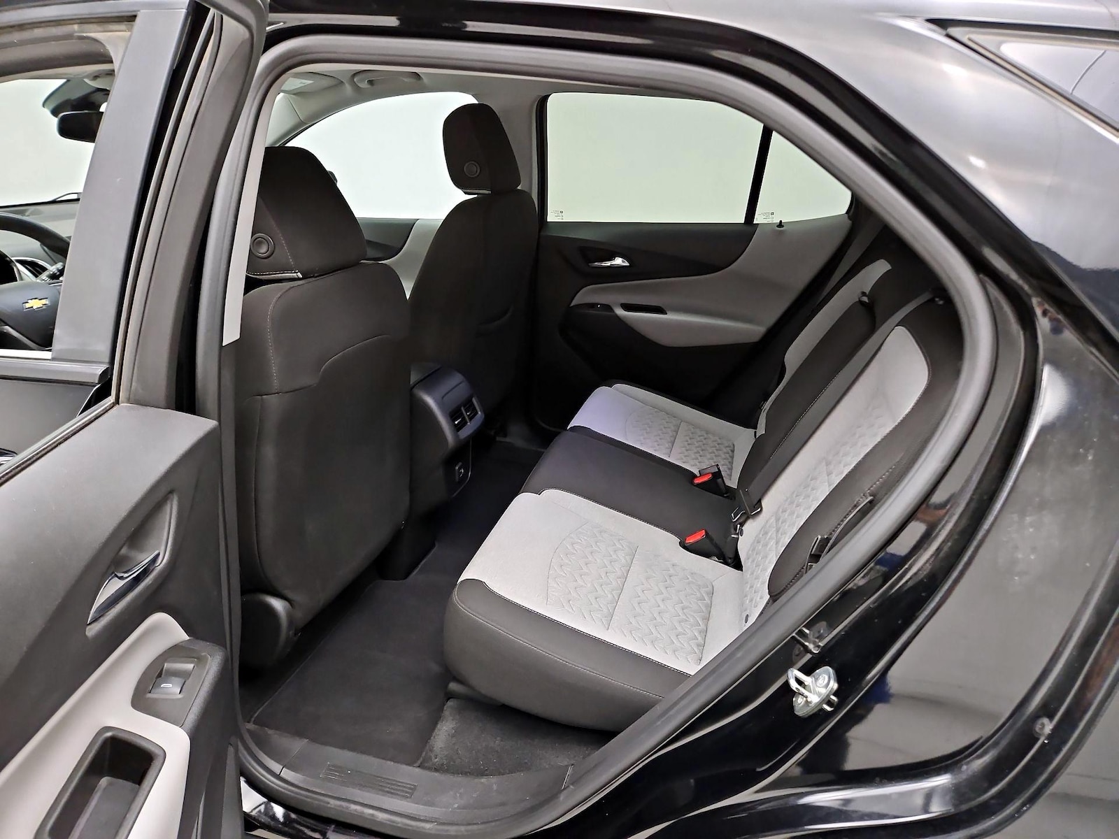 2023 Chevrolet Equinox LS - Photo 20