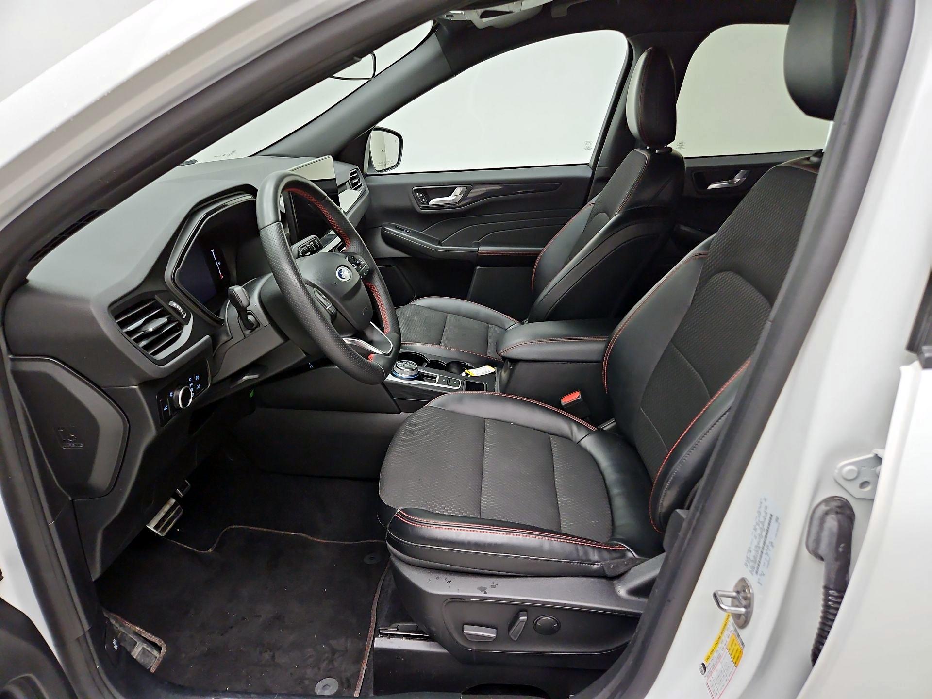 Thumbnail: 2023 Ford Escape - 11