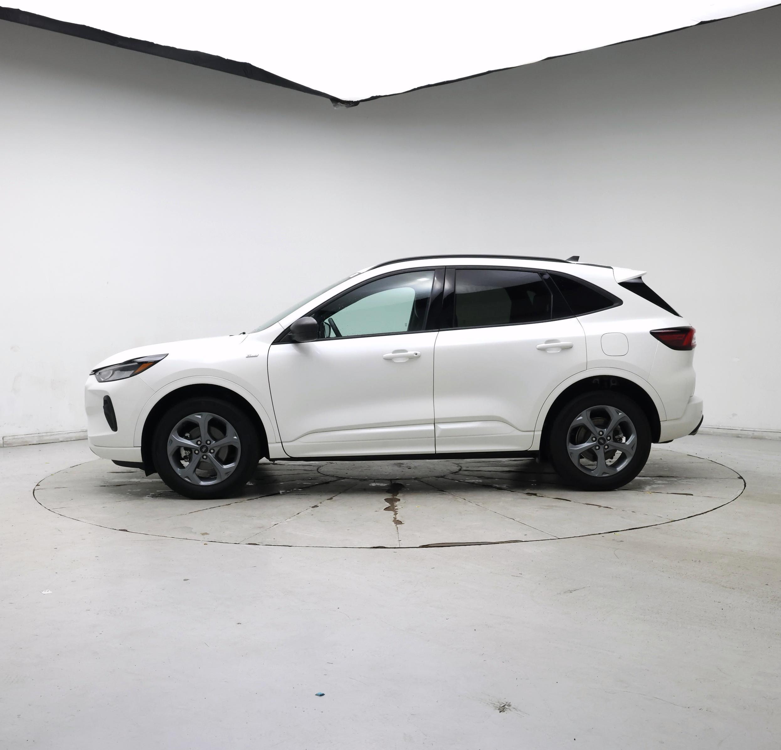 Thumbnail: 2023 Ford Escape - 3