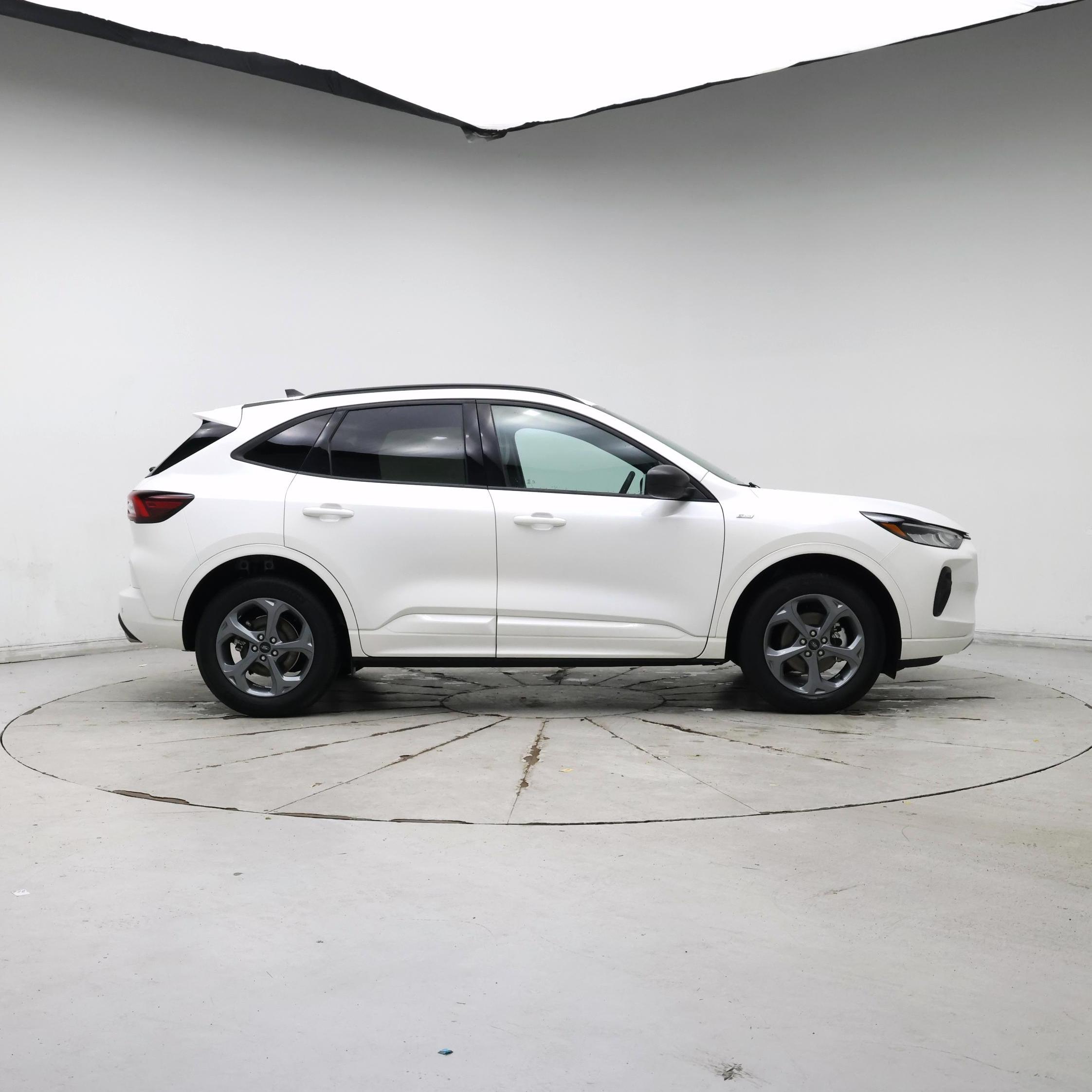 Thumbnail: 2023 Ford Escape - 7