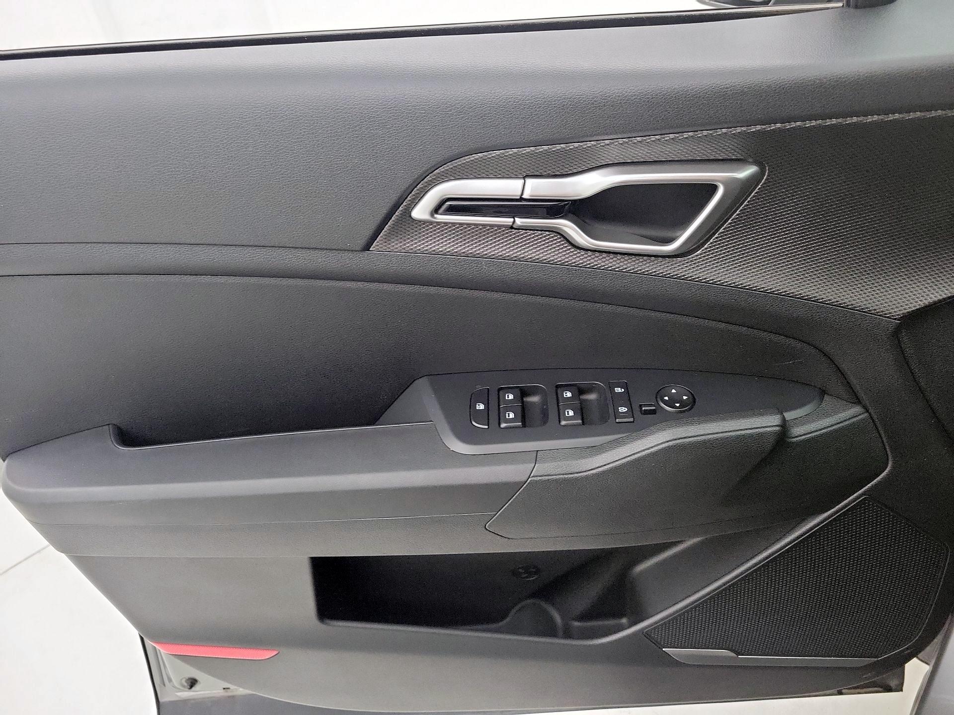 Thumbnail: 2024 Kia Sportage - 12