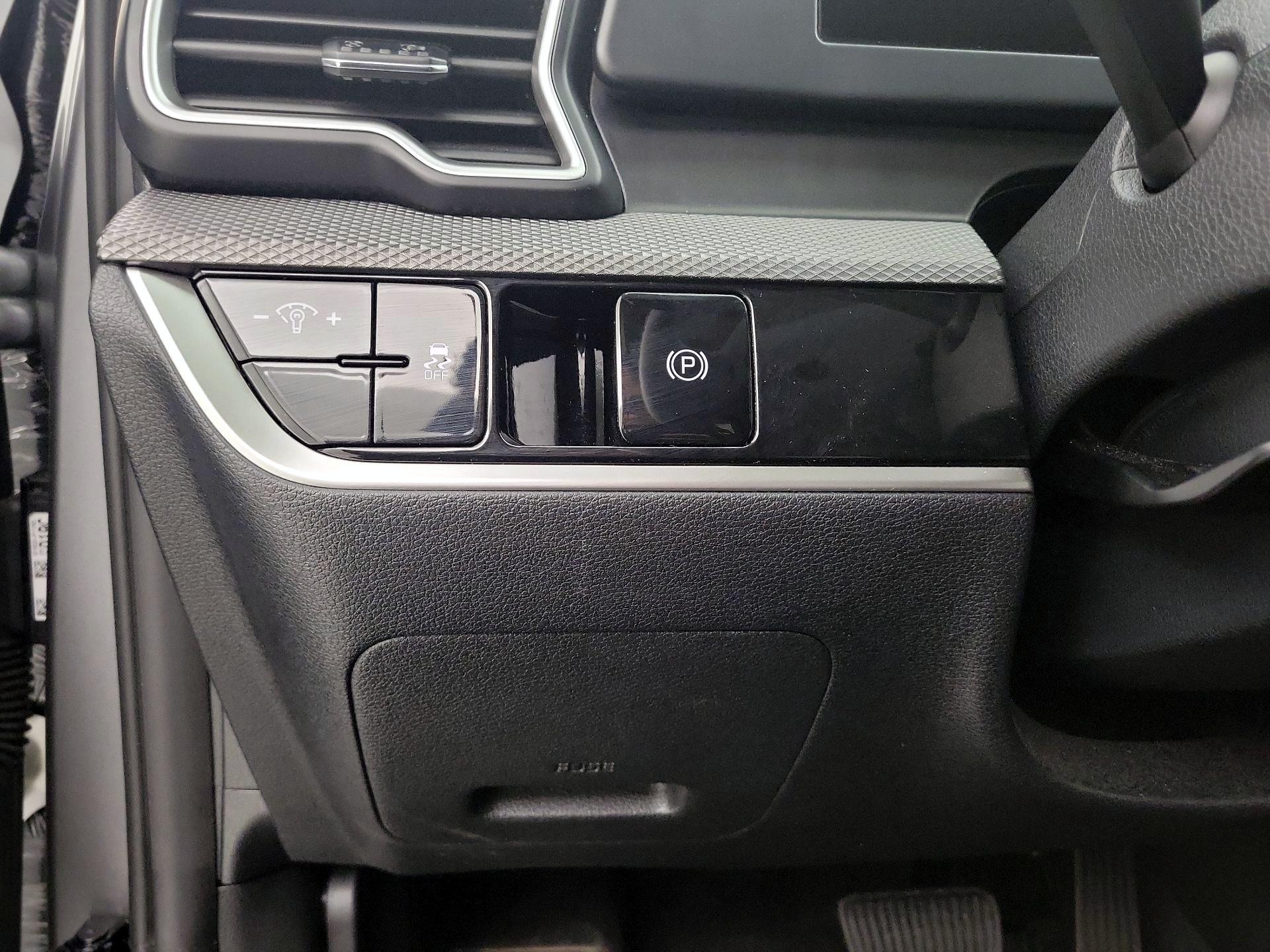 Thumbnail: 2024 Kia Sportage - 13