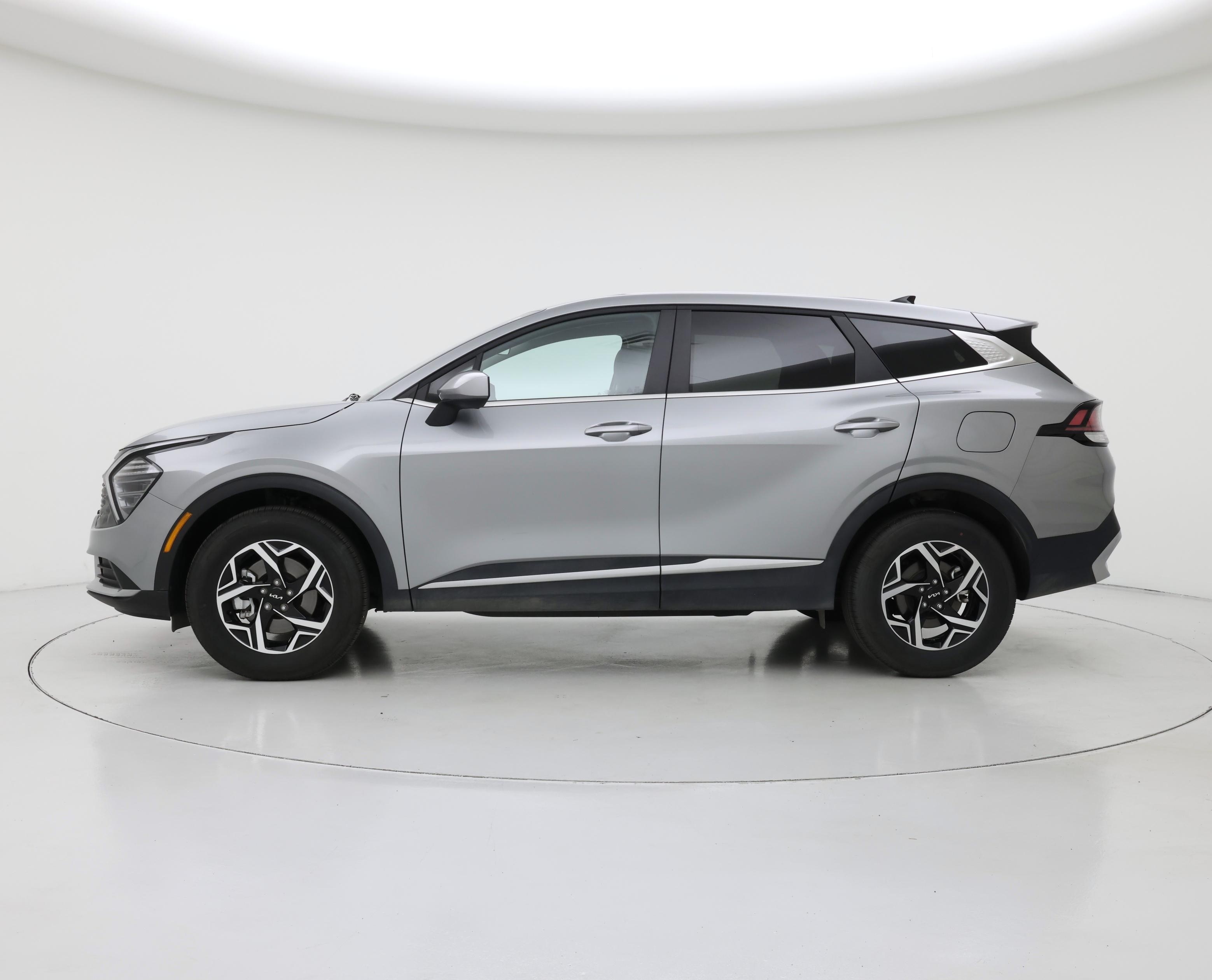 Thumbnail: 2024 Kia Sportage - 3