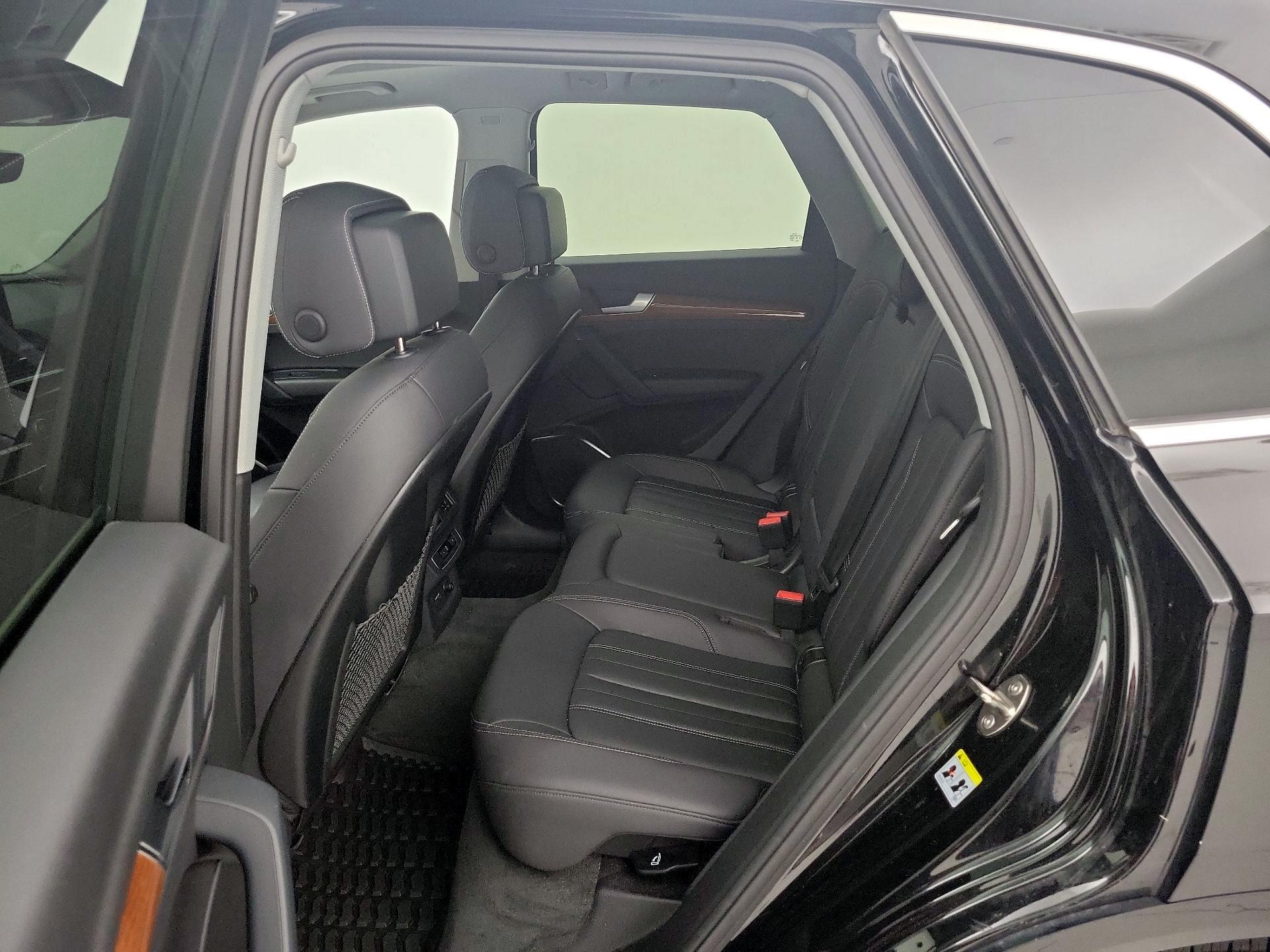 Thumbnail: 2023 Audi Q5 - 20