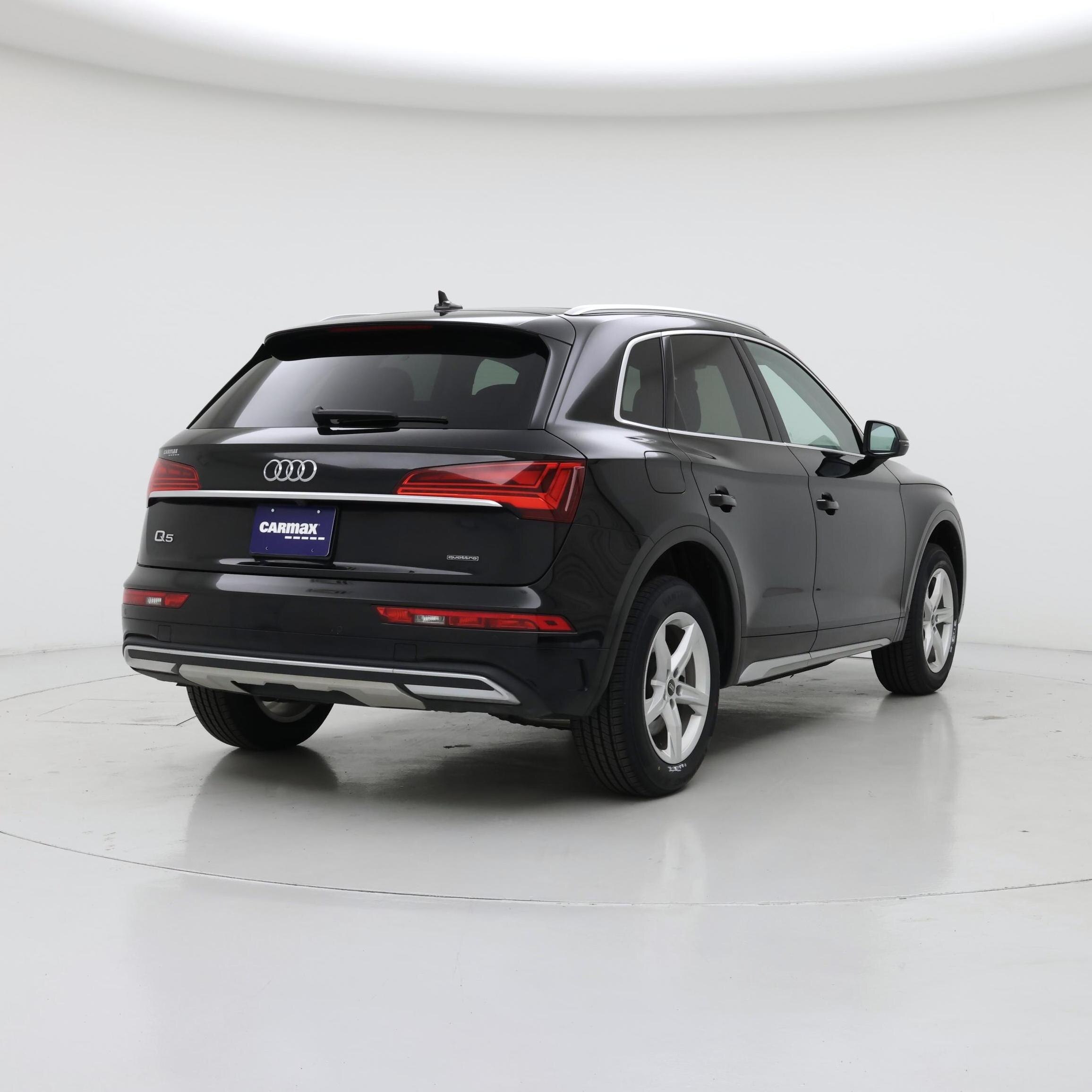 Thumbnail: 2023 Audi Q5 - 8