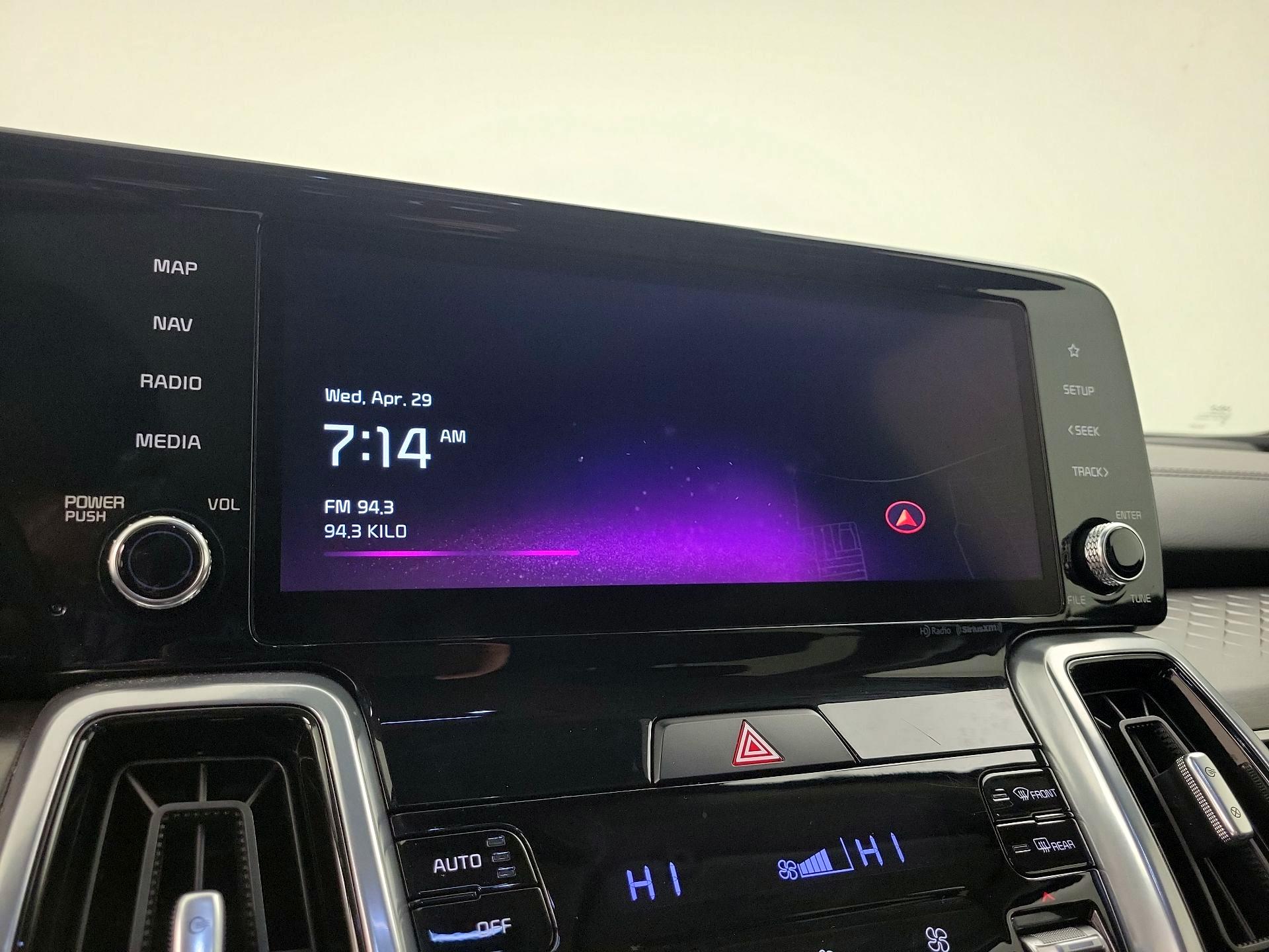 Thumbnail: 2023 Kia Sorento - 15