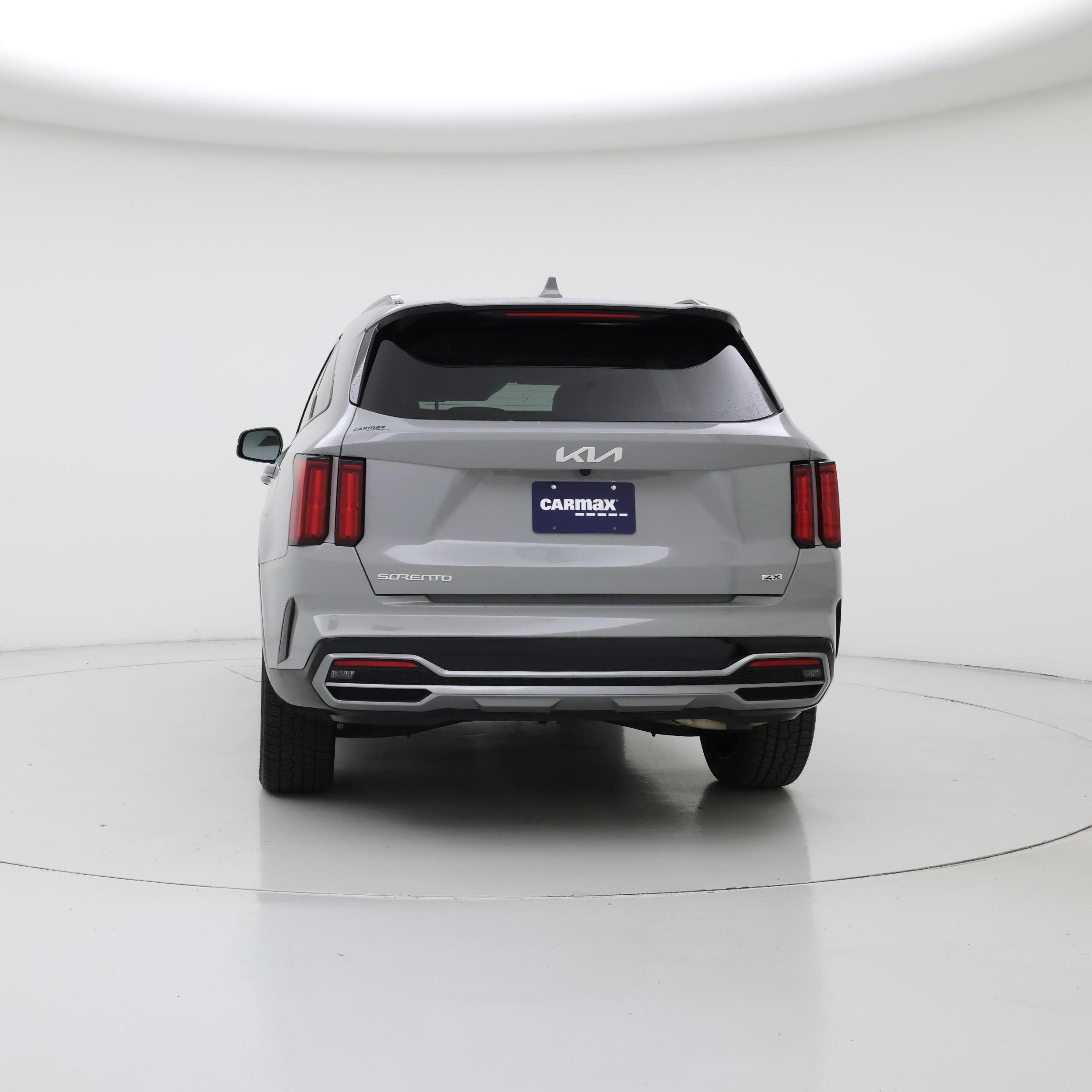 Thumbnail: 2023 Kia Sorento - 6