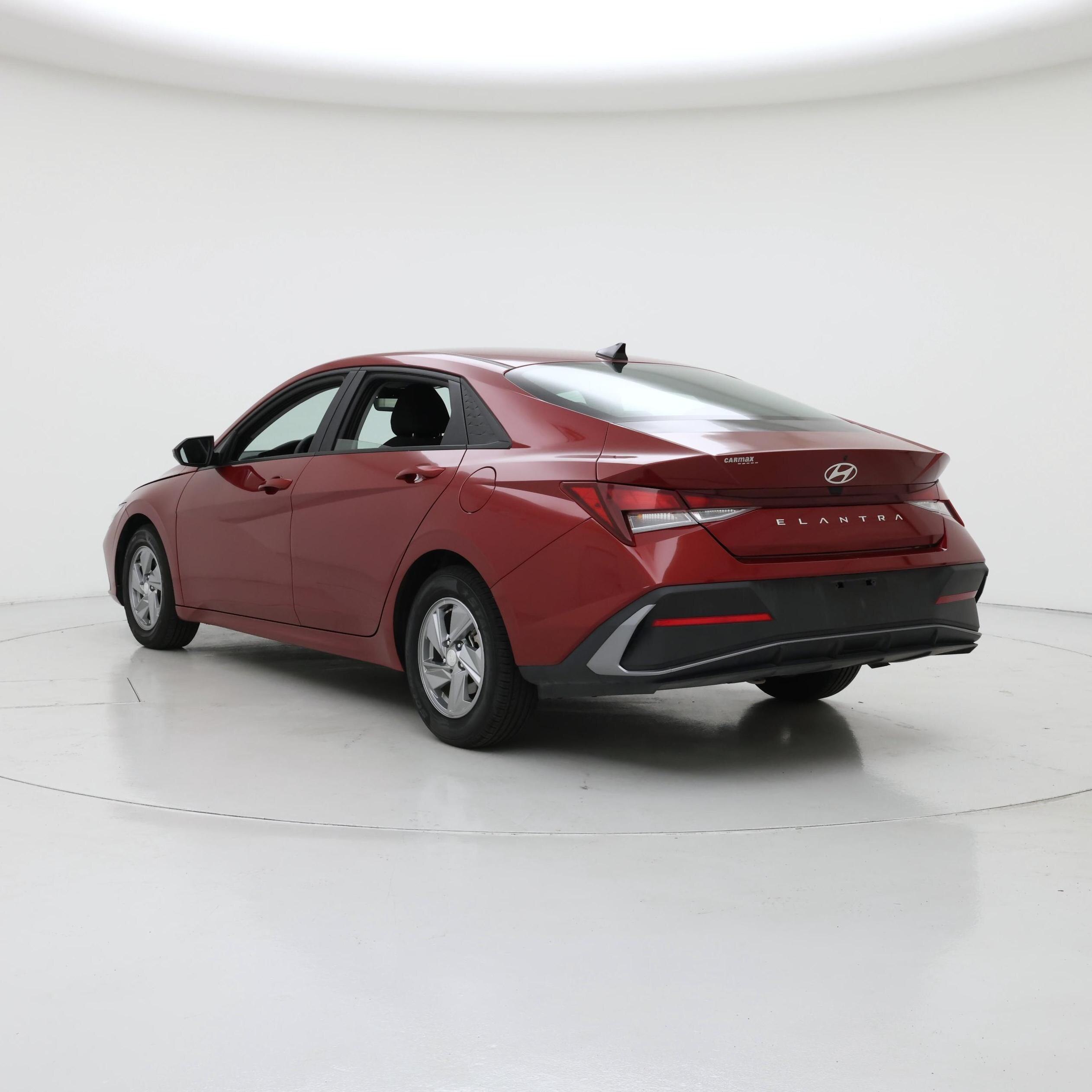 Thumbnail: 2024 Hyundai Elantra - 2