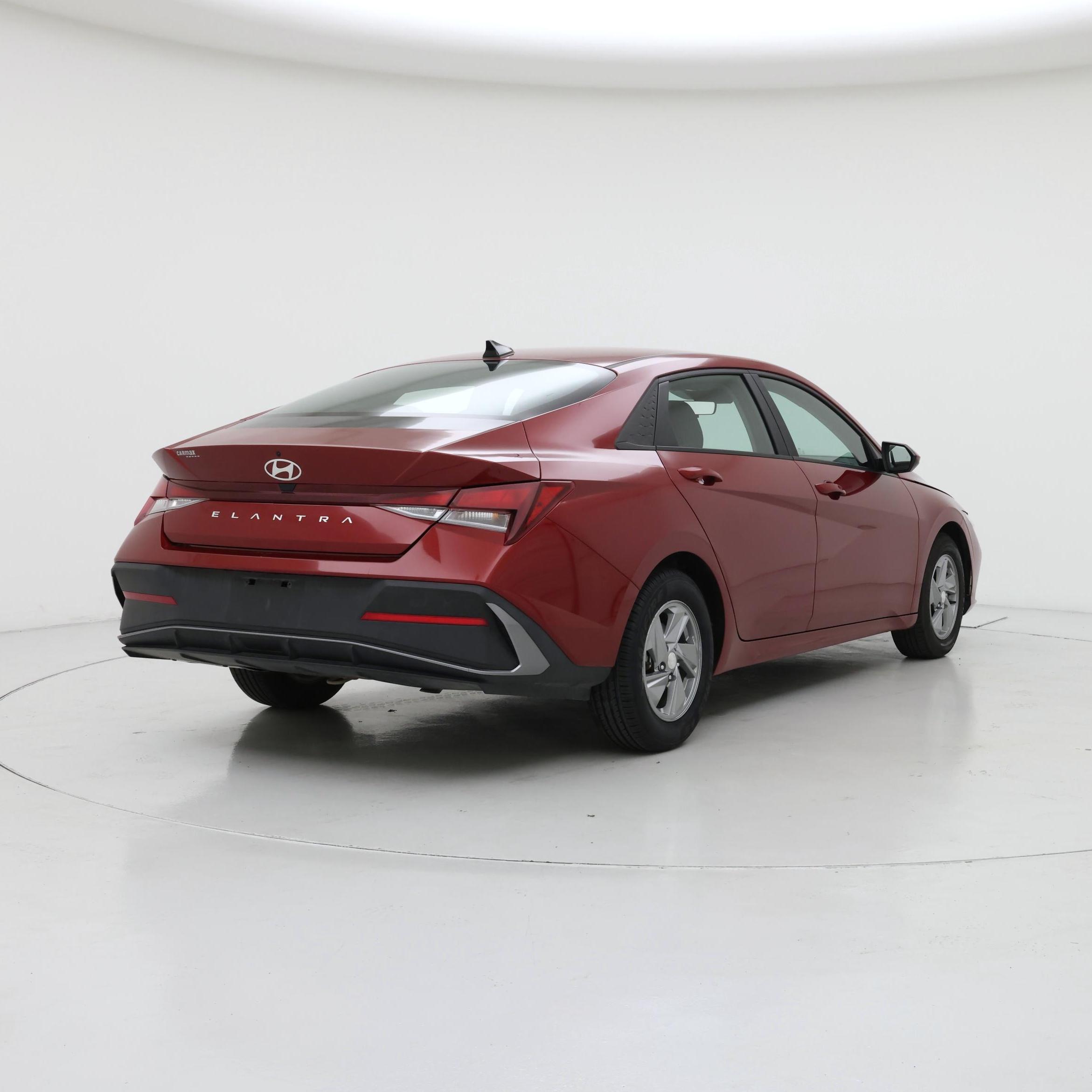Thumbnail: 2024 Hyundai Elantra - 8