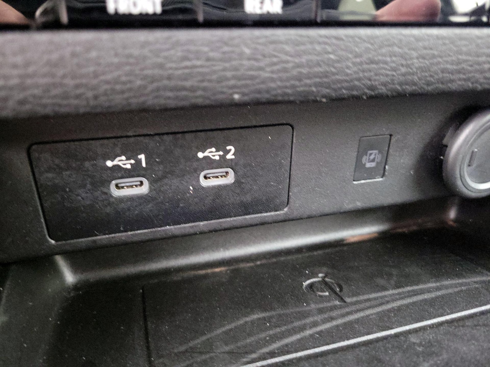 2025 Mitsubishi Outlander SE - Photo 20