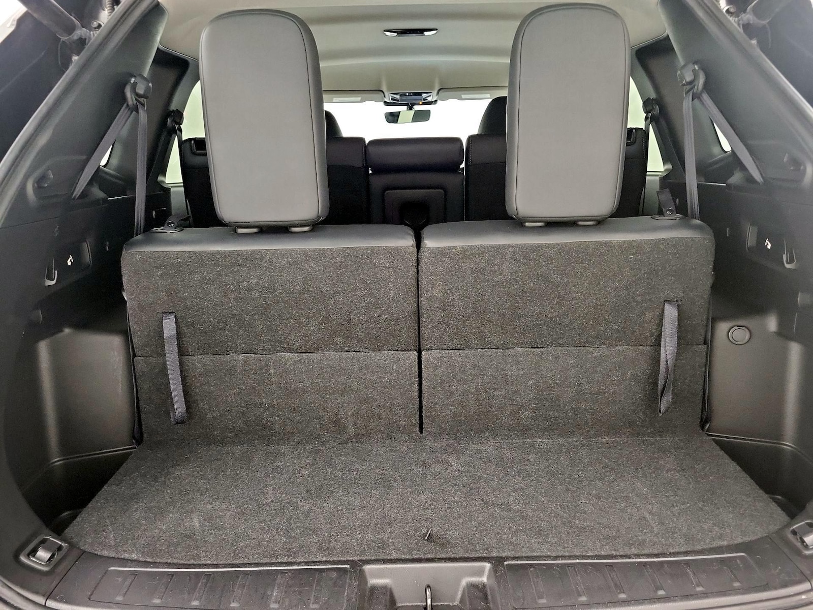 2025 Mitsubishi Outlander SE - Photo 23