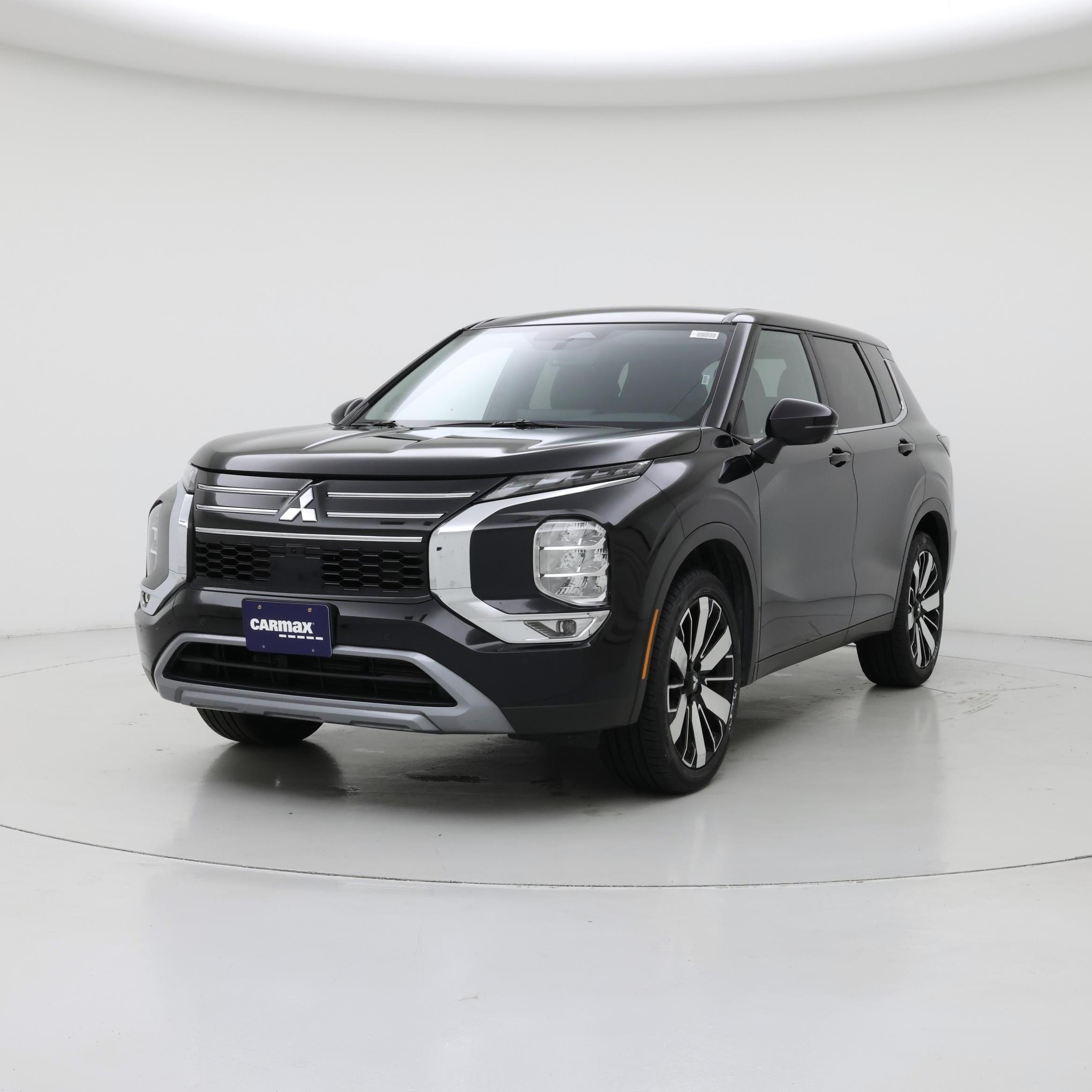 Thumbnail: 2025 Mitsubishi Outlander - 4