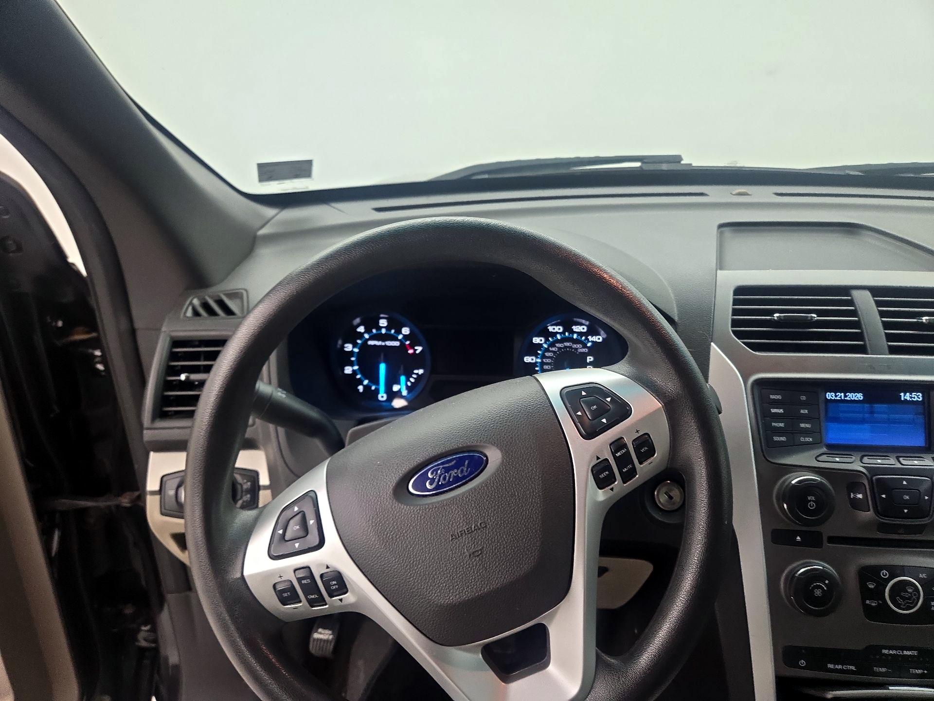 Thumbnail: 2014 Ford Explorer - 10