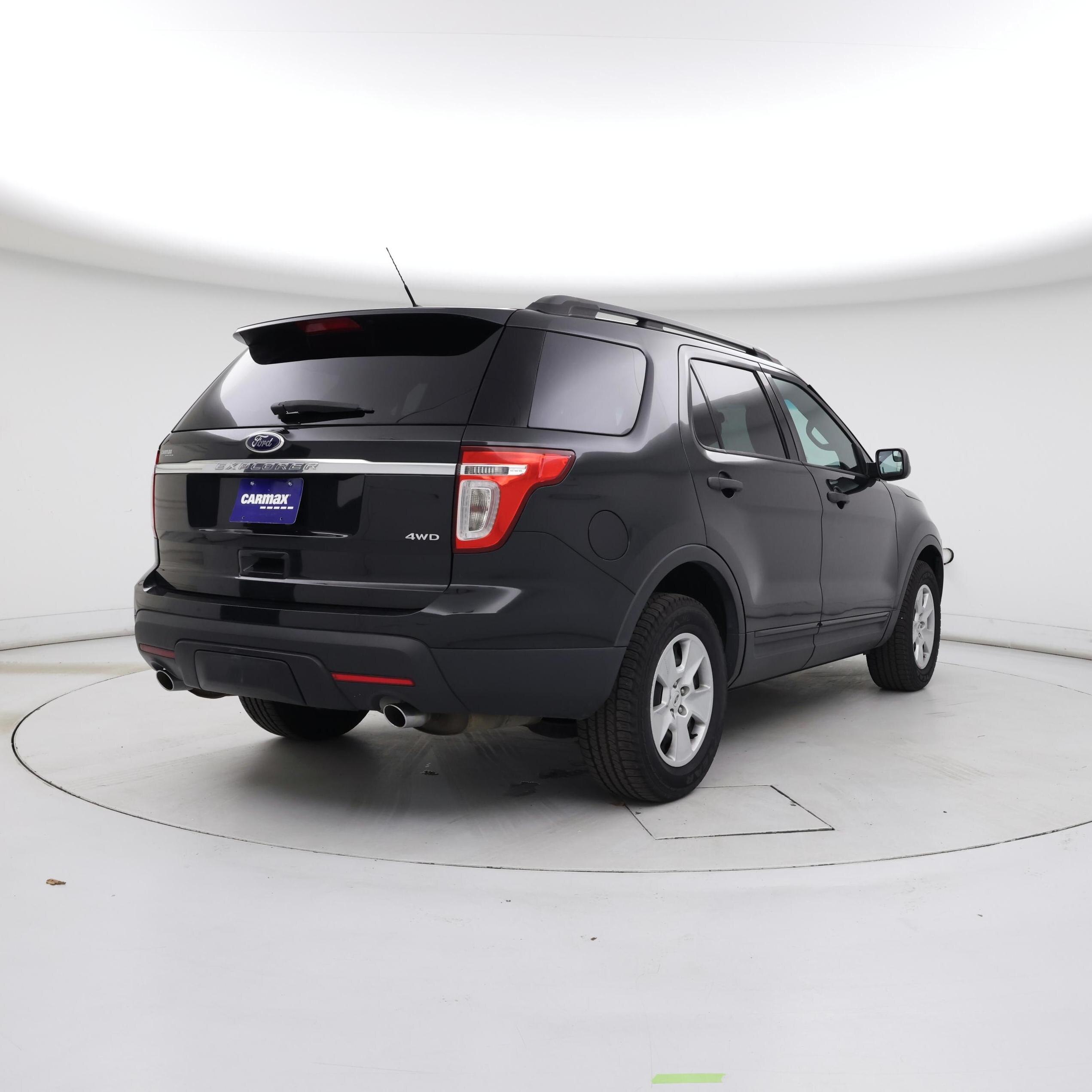 Thumbnail: 2014 Ford Explorer - 8