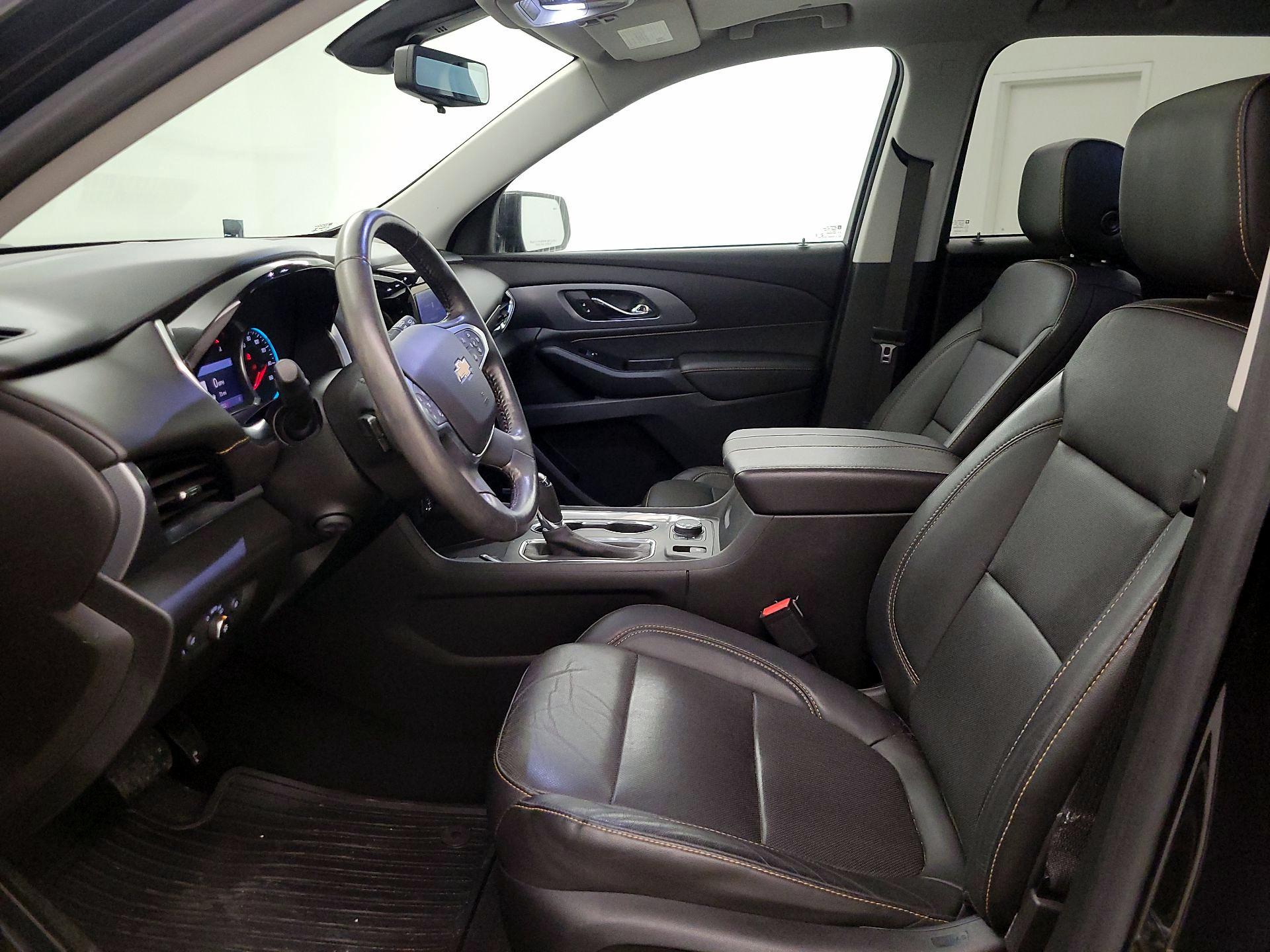 Thumbnail: 2020 Chevrolet Traverse - 11