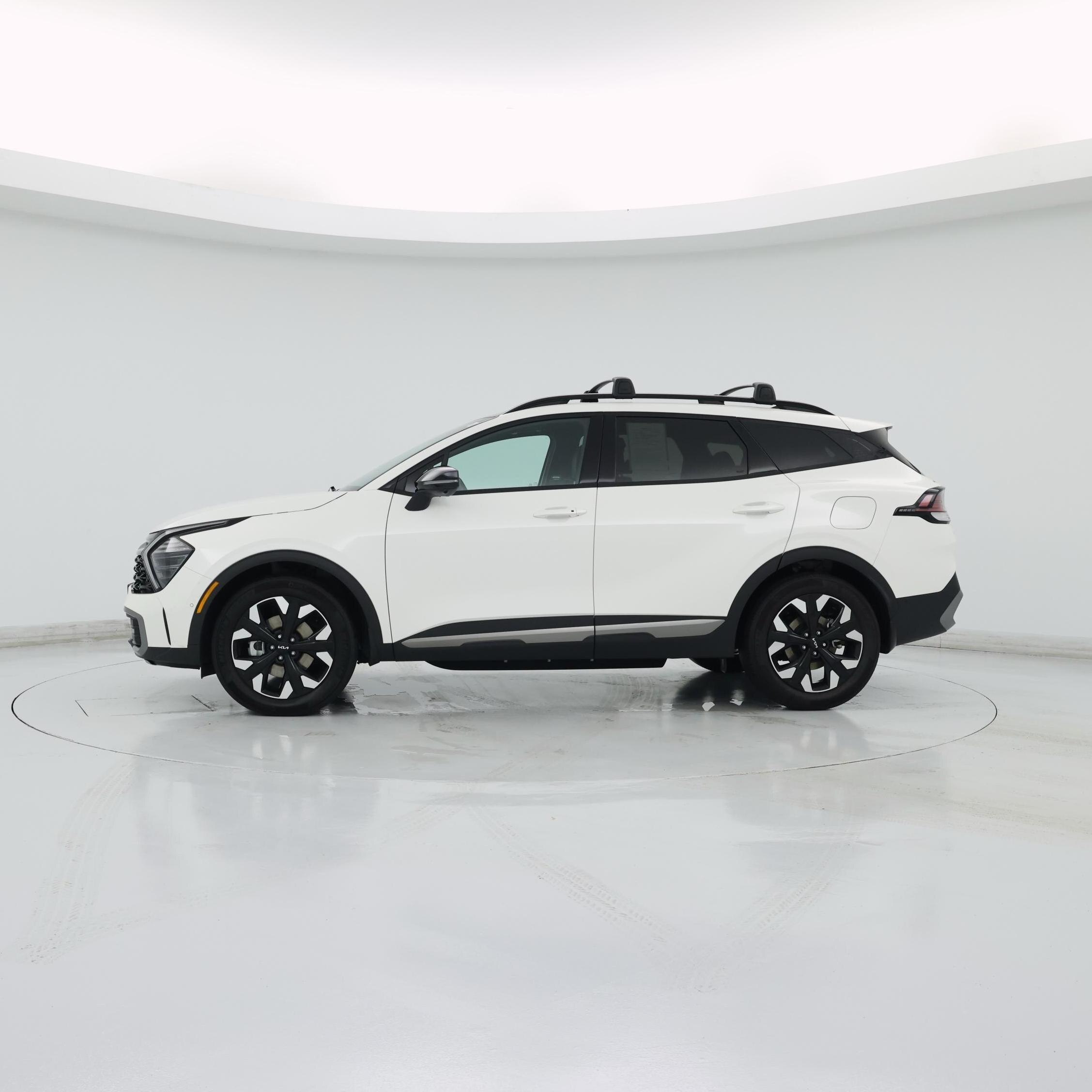 Thumbnail: 2023 Kia Sportage - 3