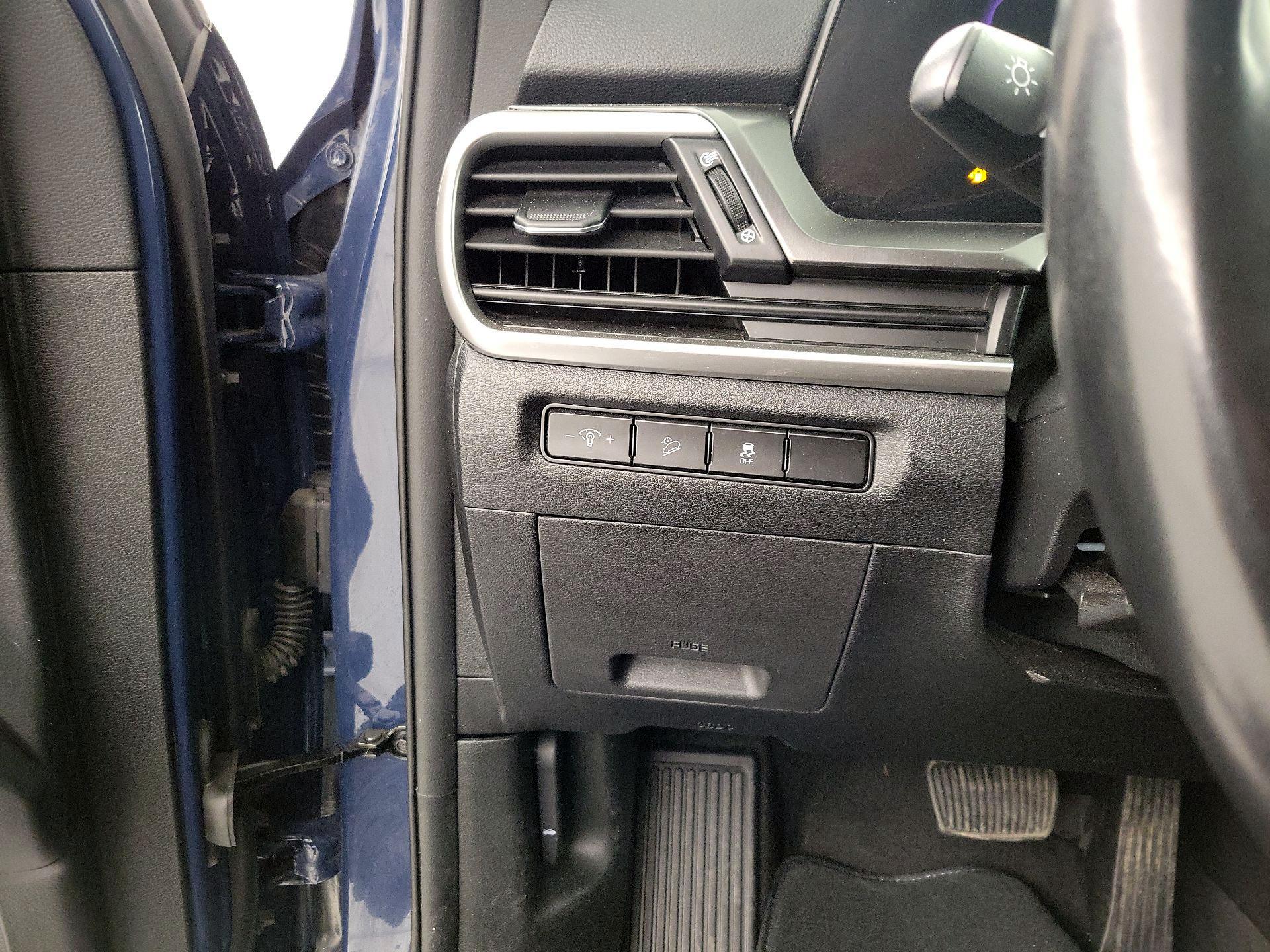 Thumbnail: 2023 Kia Telluride - 11