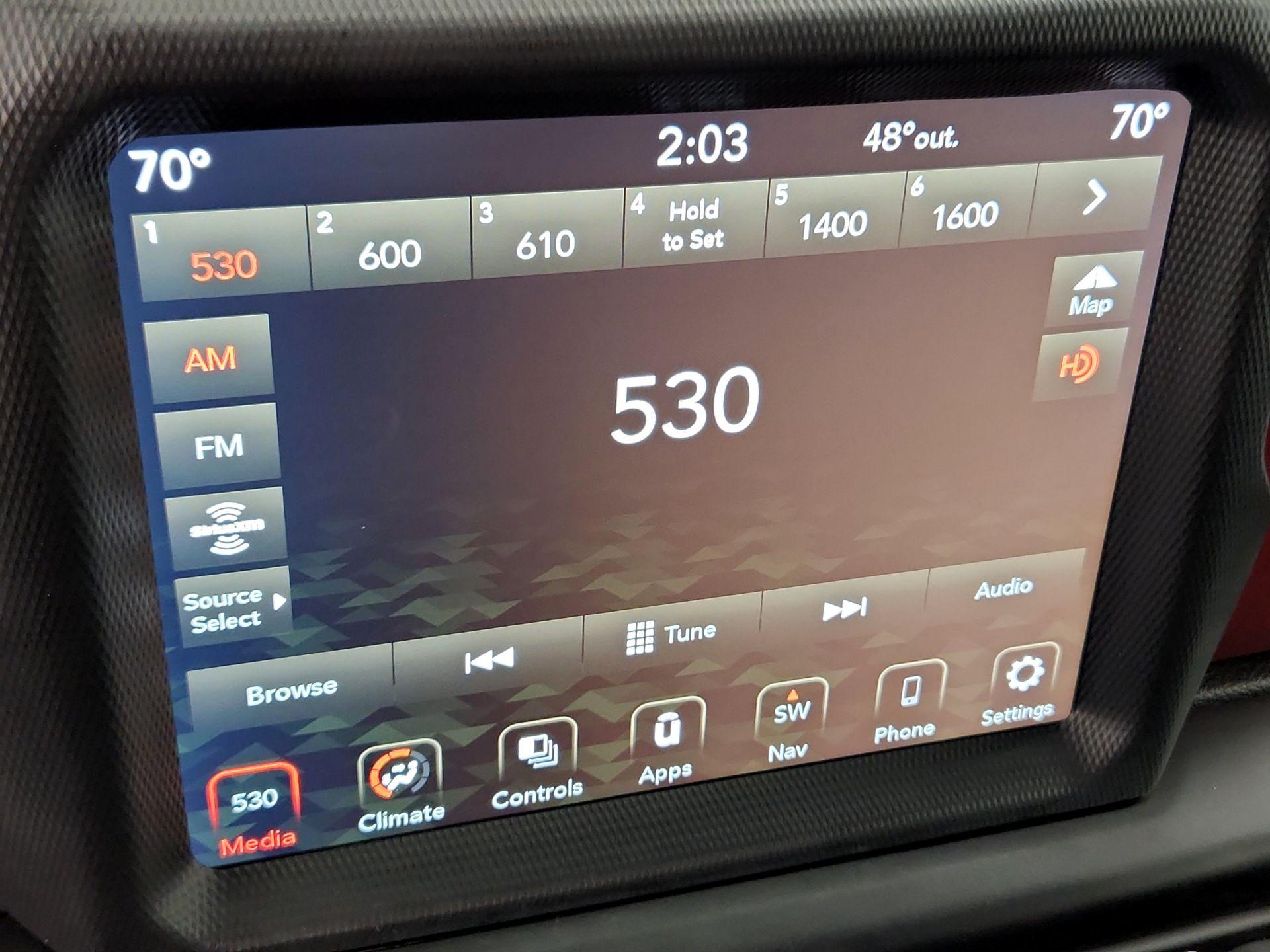 Thumbnail: 2022 Jeep Gladiator - 16