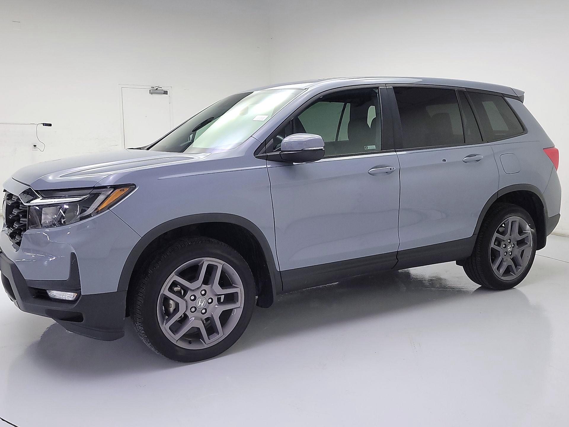 Thumbnail: 2023 Honda Passport - 3