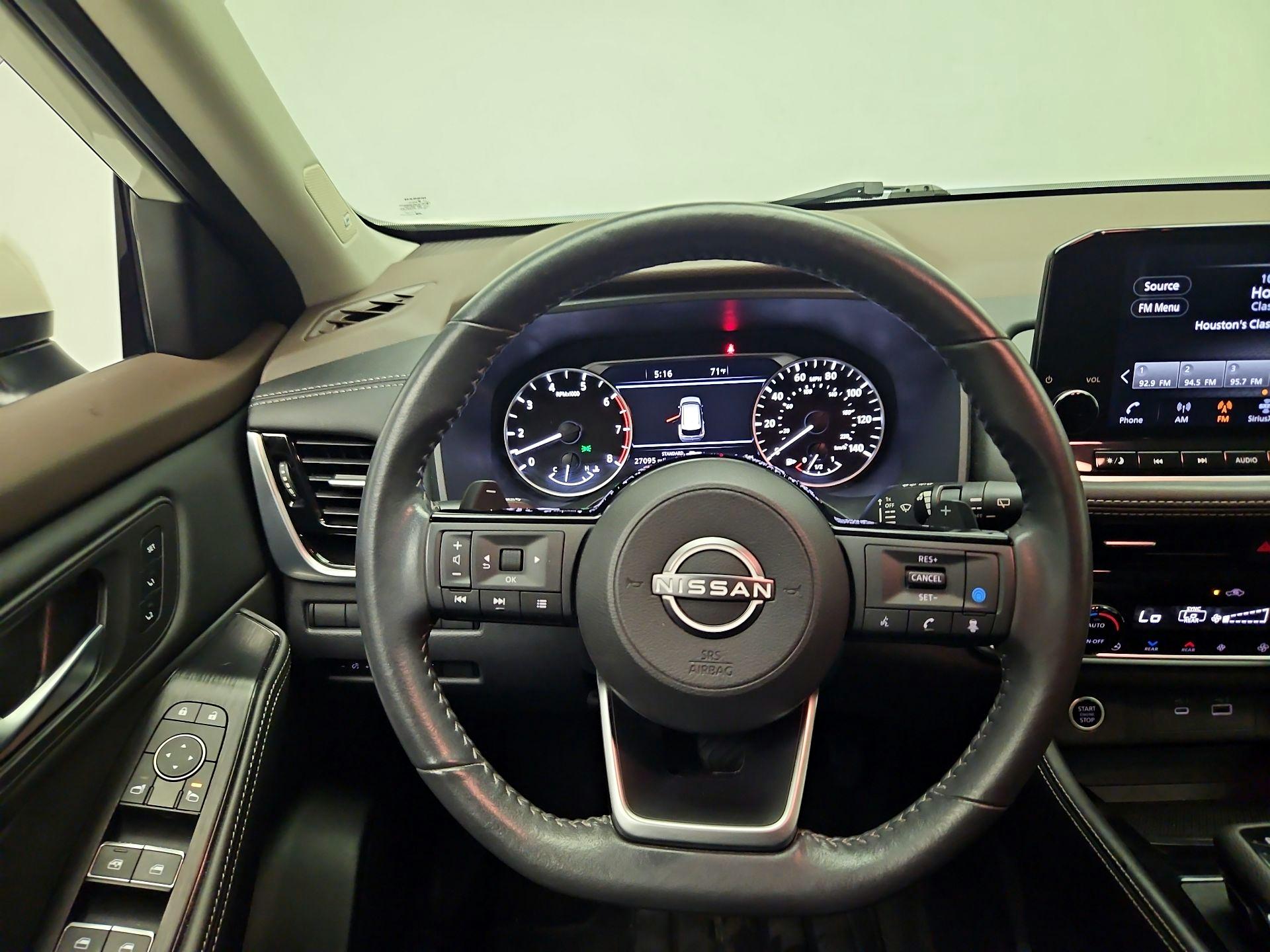 Thumbnail: 2023 Nissan Rogue - 10