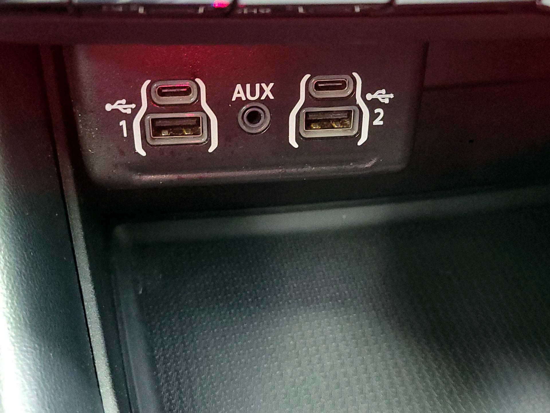 Thumbnail: 2023 Dodge Durango - 16