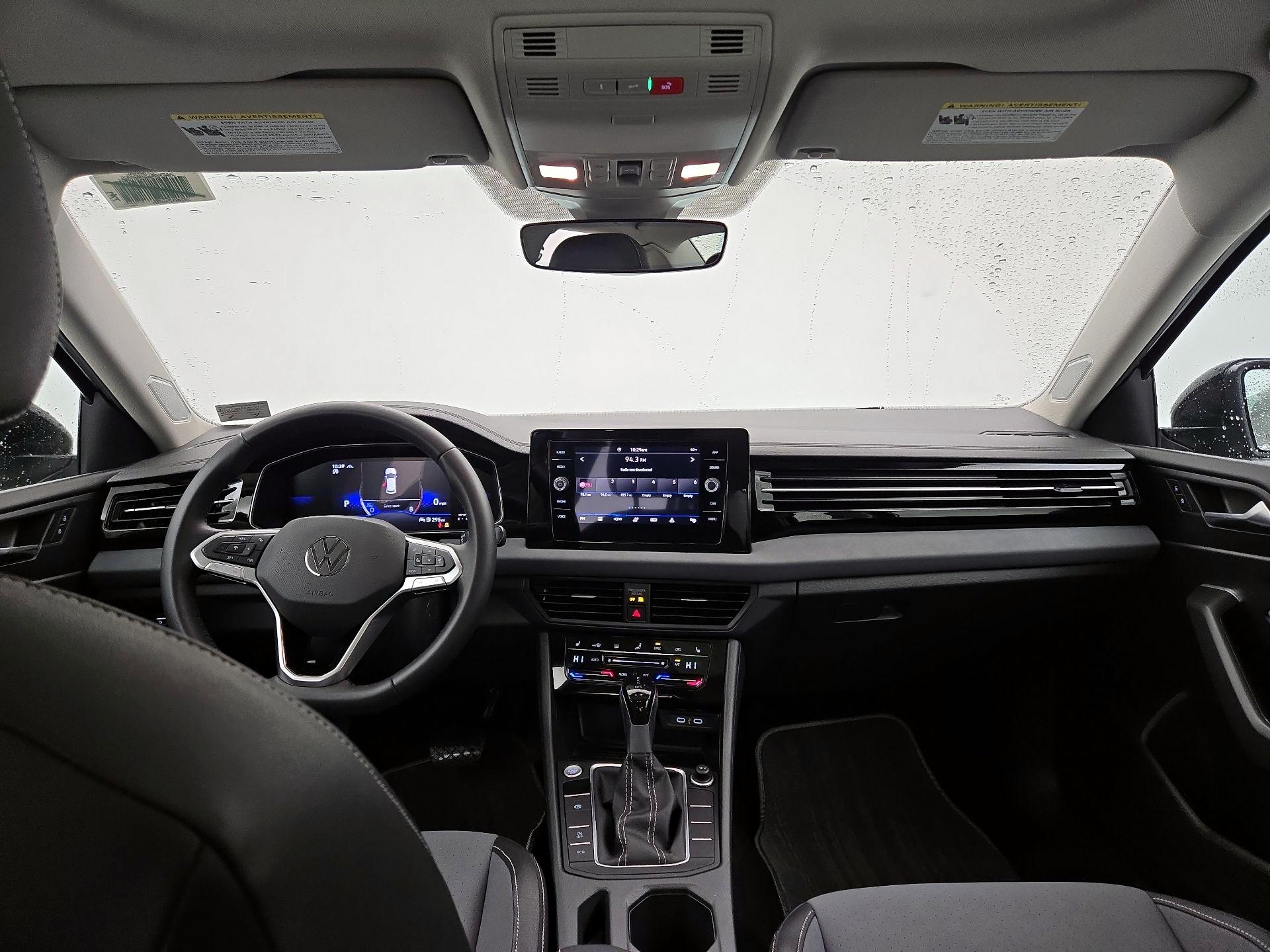 Thumbnail: 2025 Volkswagen Jetta - 9