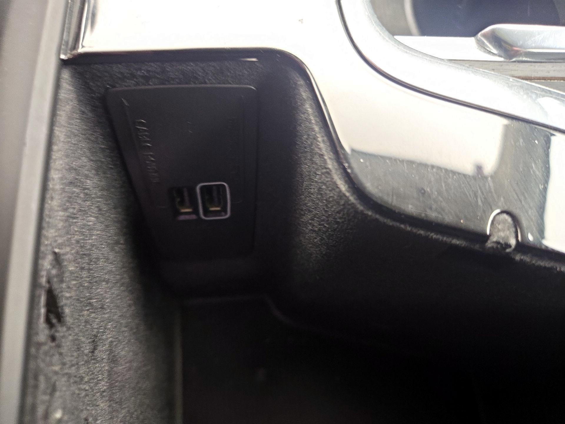 Thumbnail: 2020 Volvo XC90 - 18