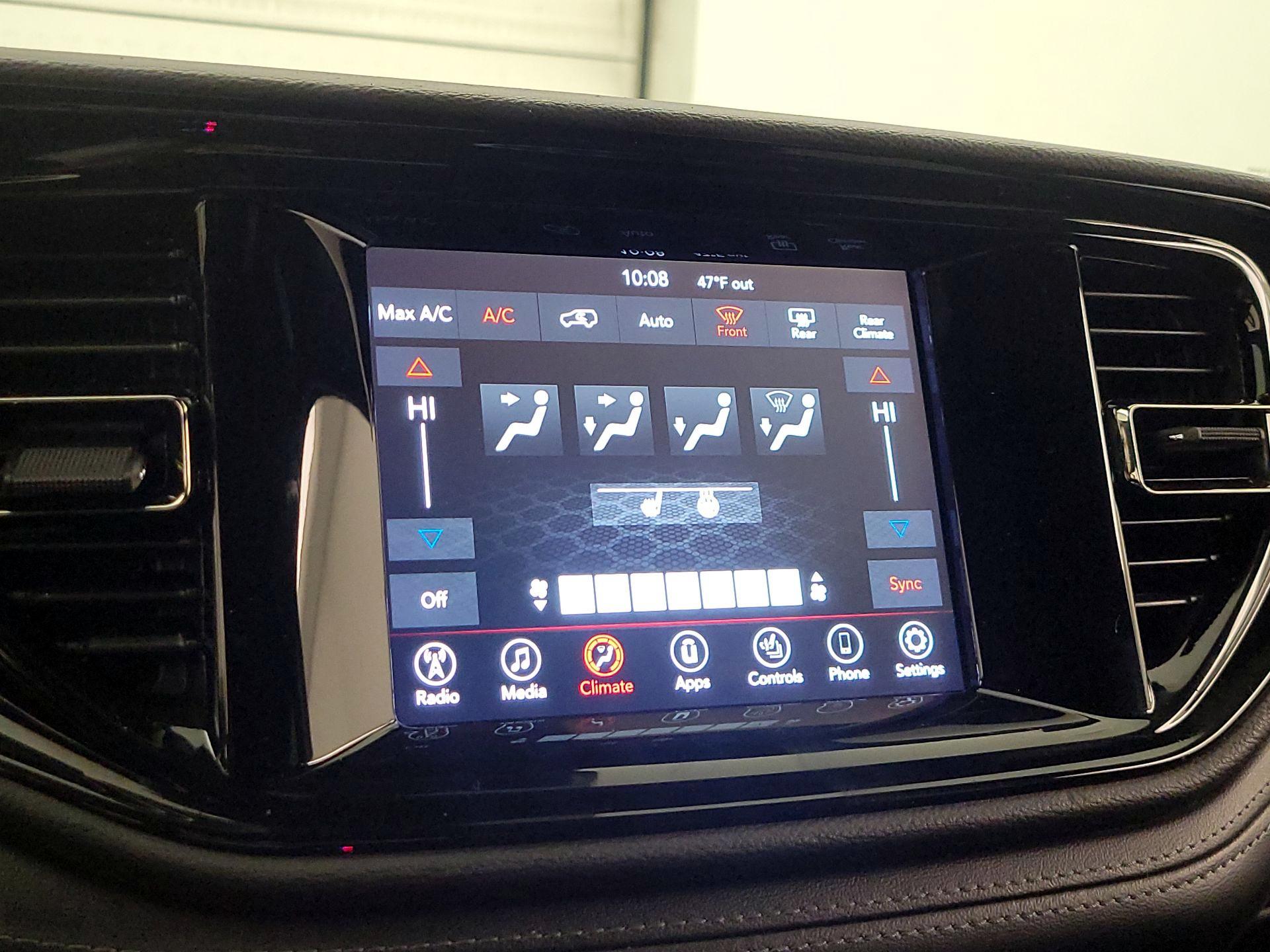 Thumbnail: 2022 Dodge Durango - 16