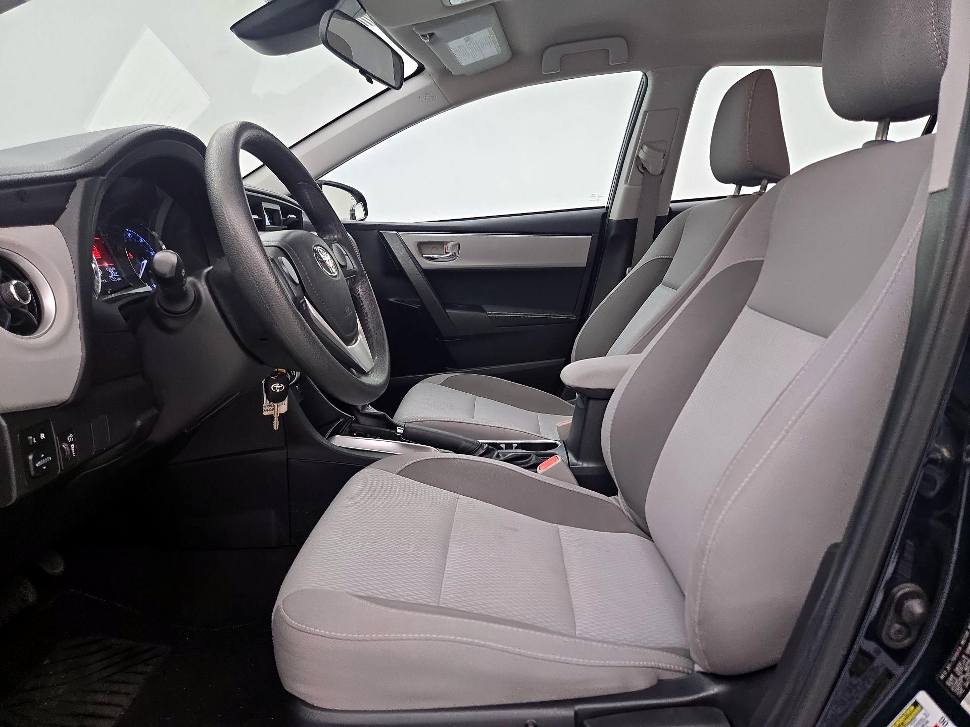 Thumbnail: 2017 Toyota Corolla - 11