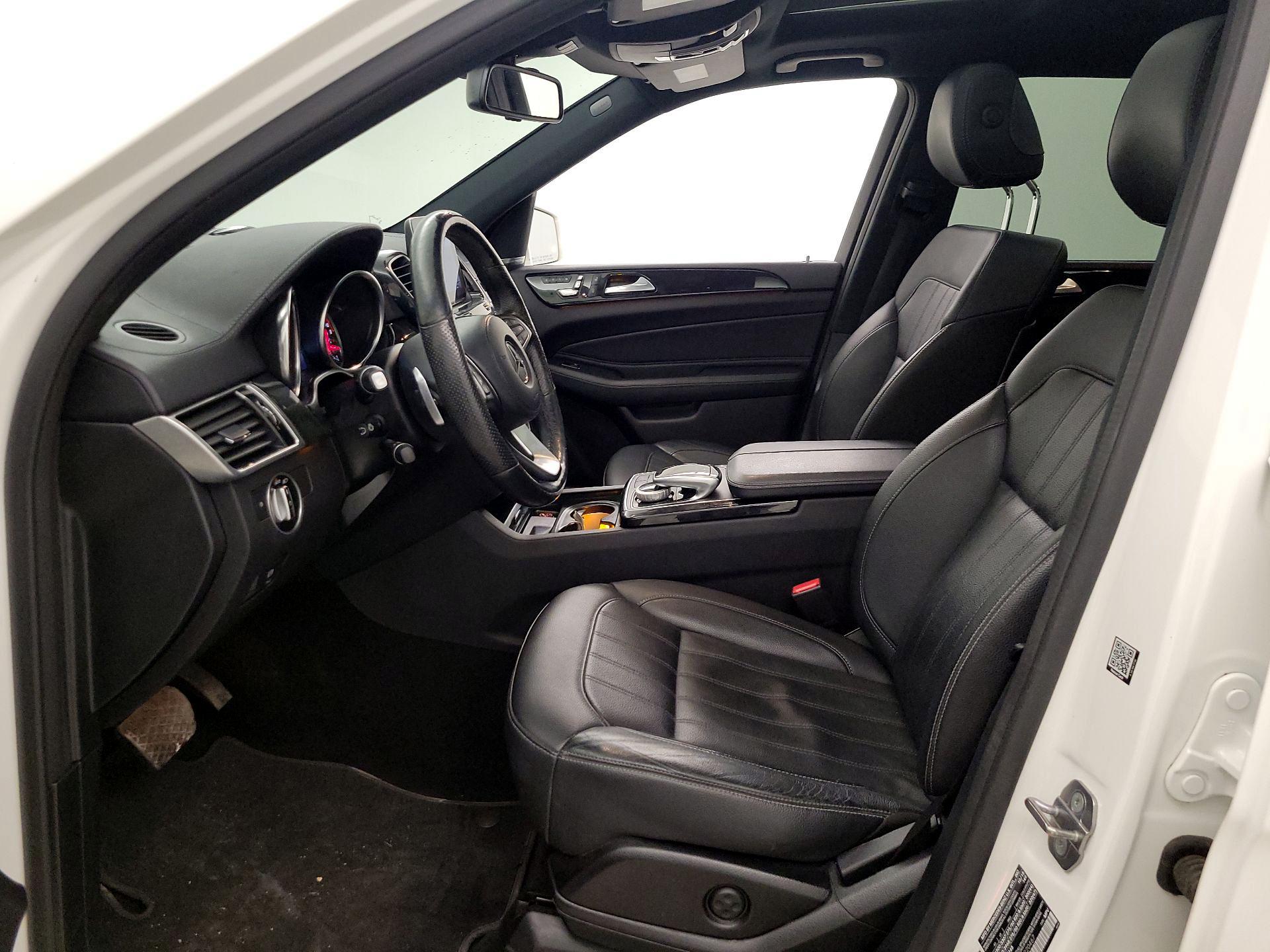 Thumbnail: 2019 Mercedes-Benz GLS - 11