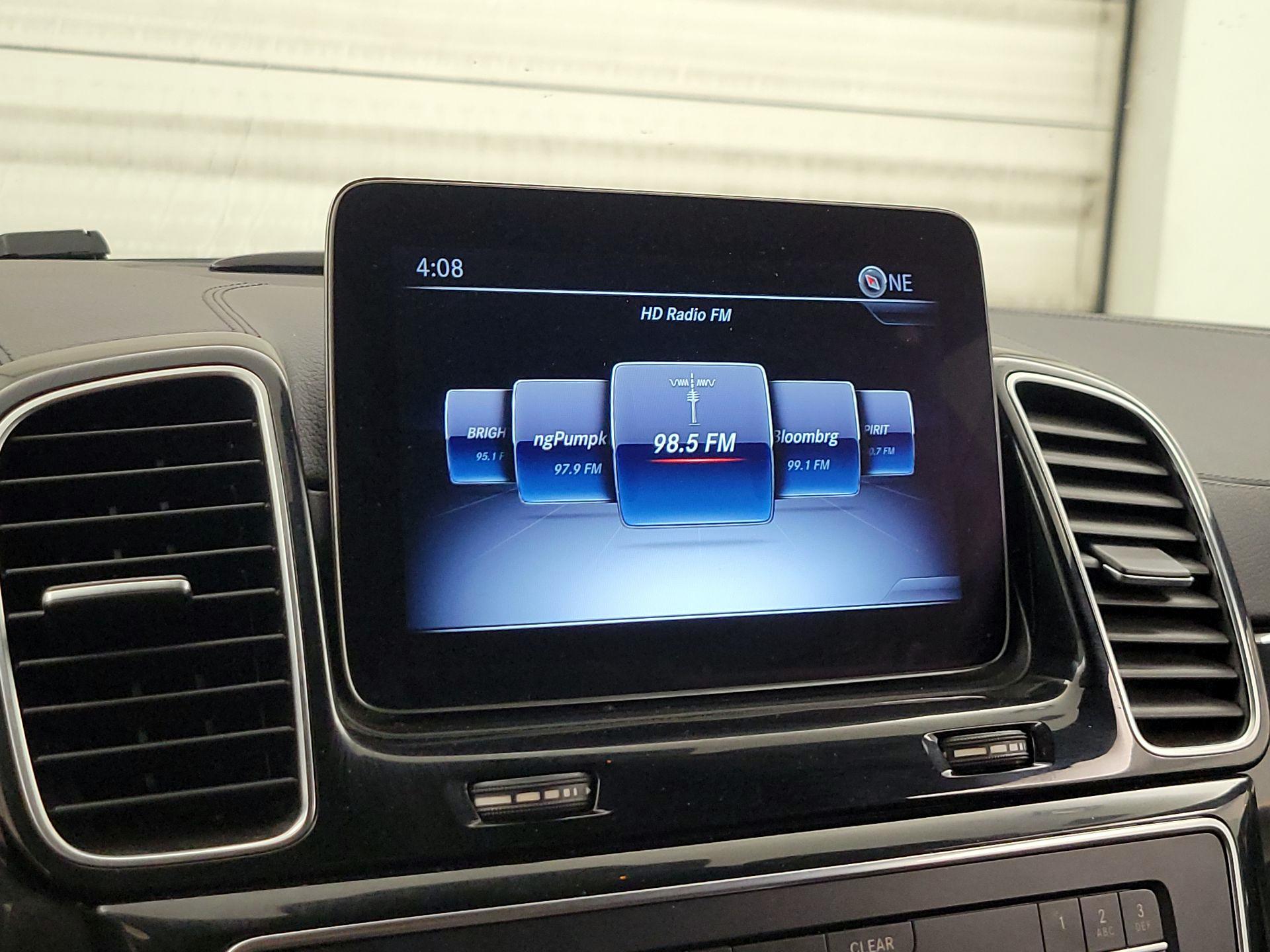 Thumbnail: 2019 Mercedes-Benz GLS - 16