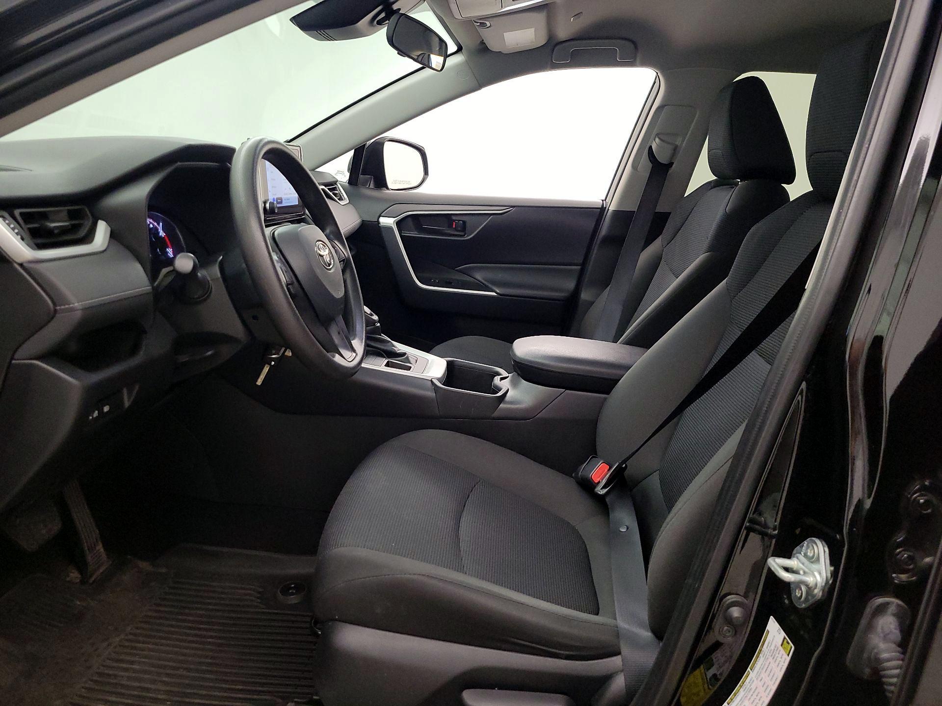 Thumbnail: 2023 Toyota RAV4 - 11