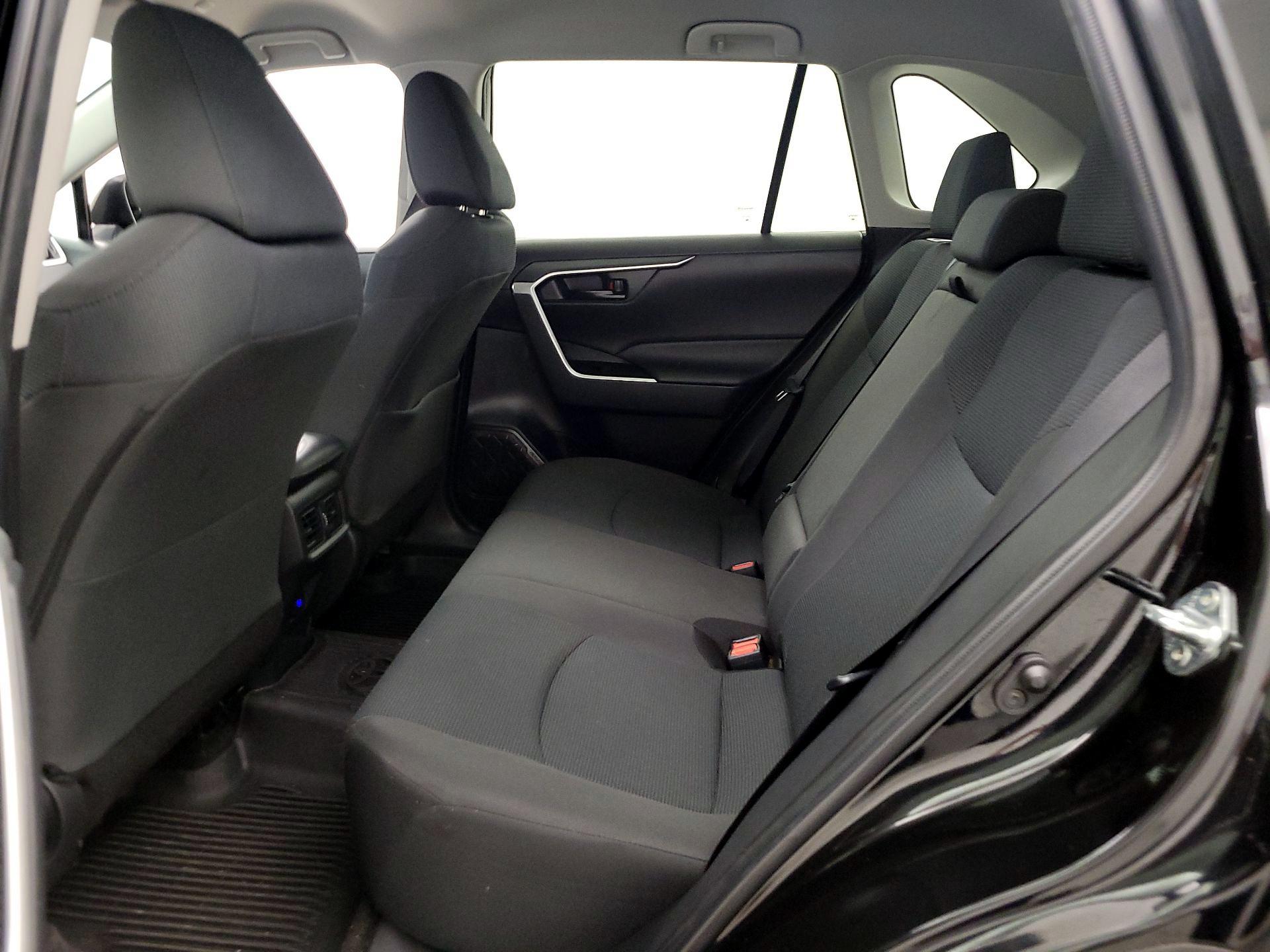 Thumbnail: 2023 Toyota RAV4 - 19