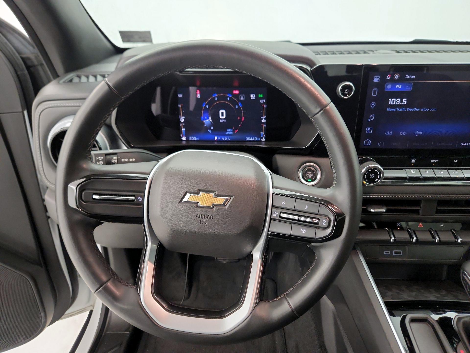 Thumbnail: 2023 Chevrolet Colorado - 10