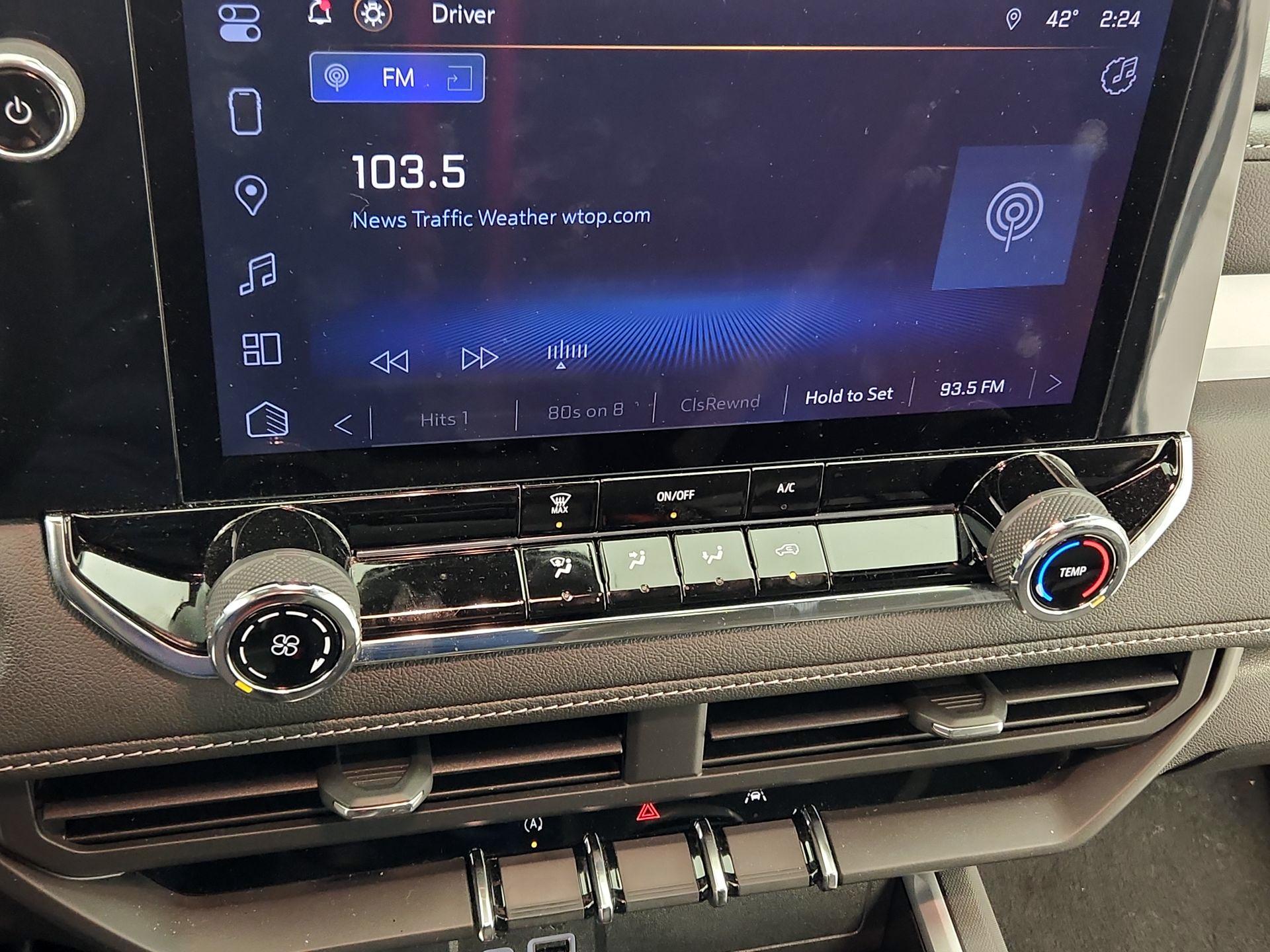 Thumbnail: 2023 Chevrolet Colorado - 16