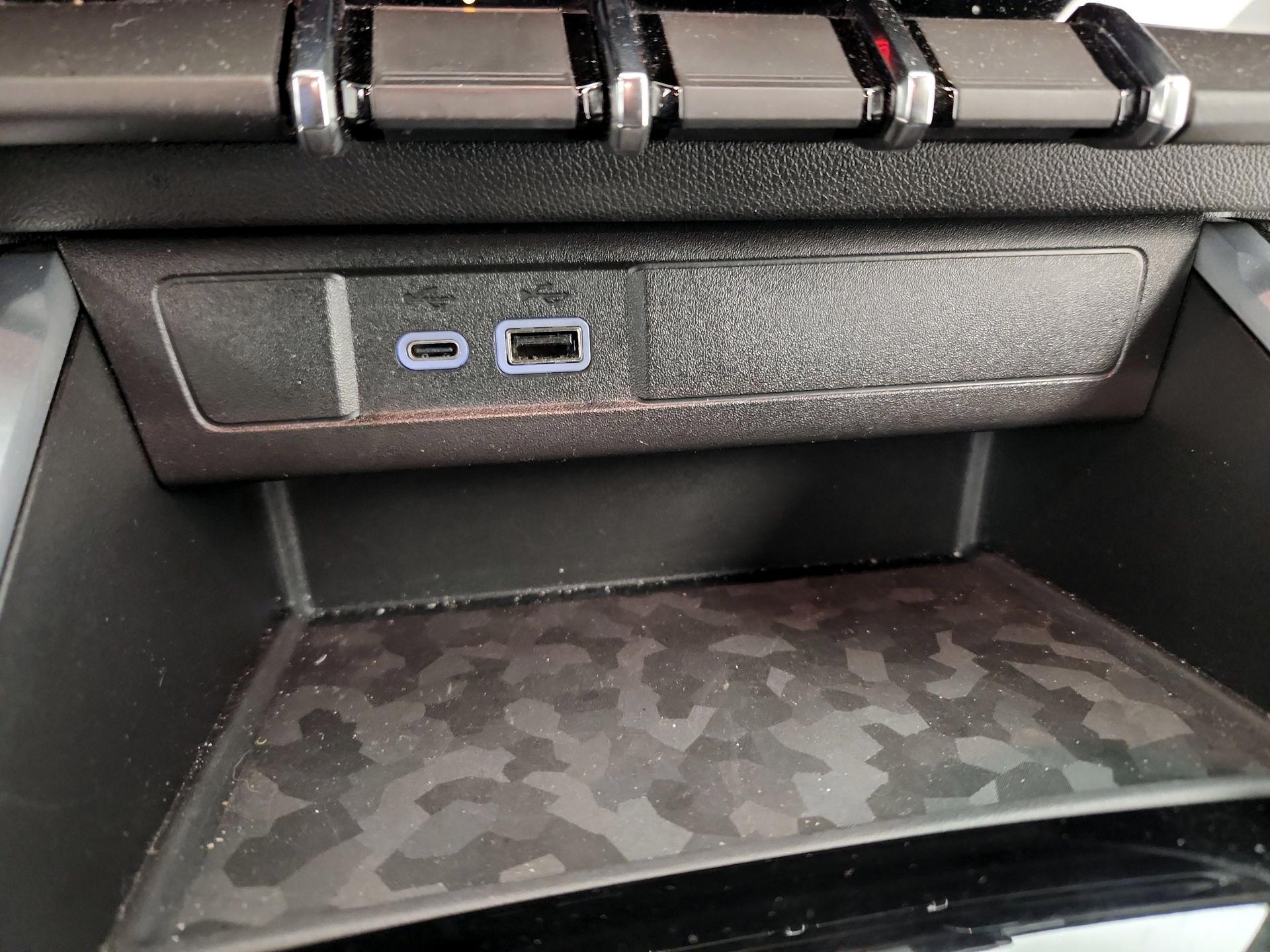 Thumbnail: 2023 Chevrolet Colorado - 18