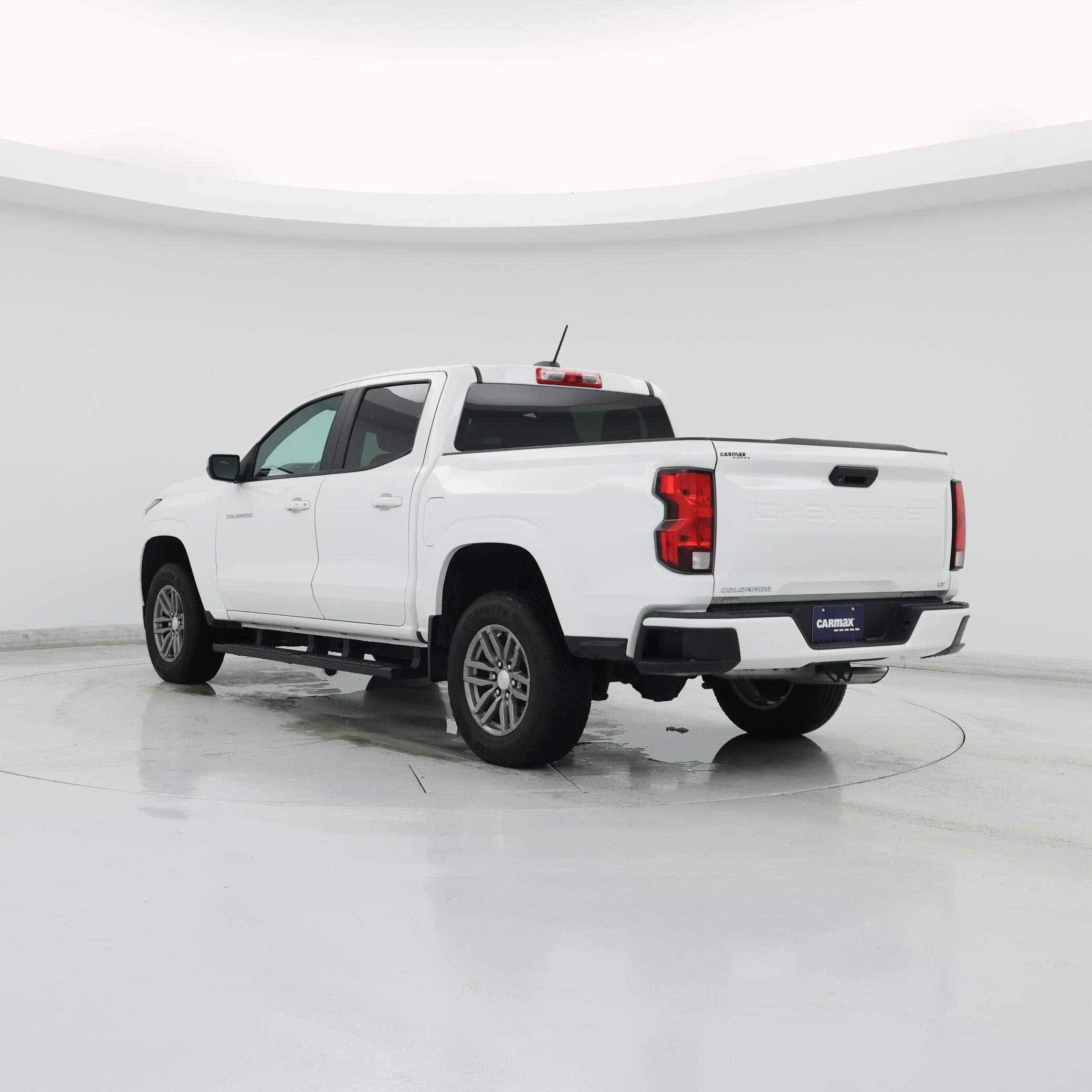 Thumbnail: 2023 Chevrolet Colorado - 2