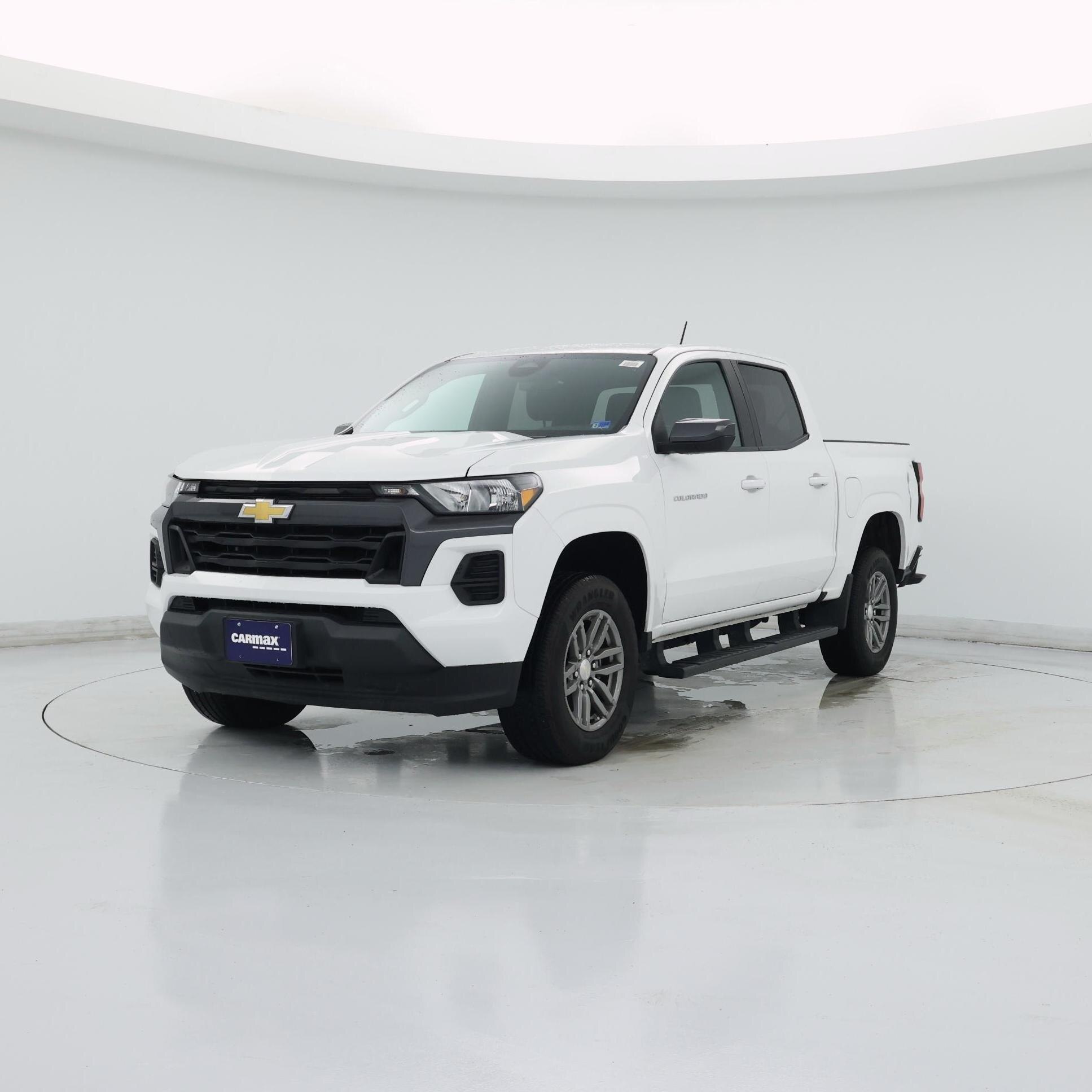 Thumbnail: 2023 Chevrolet Colorado - 4
