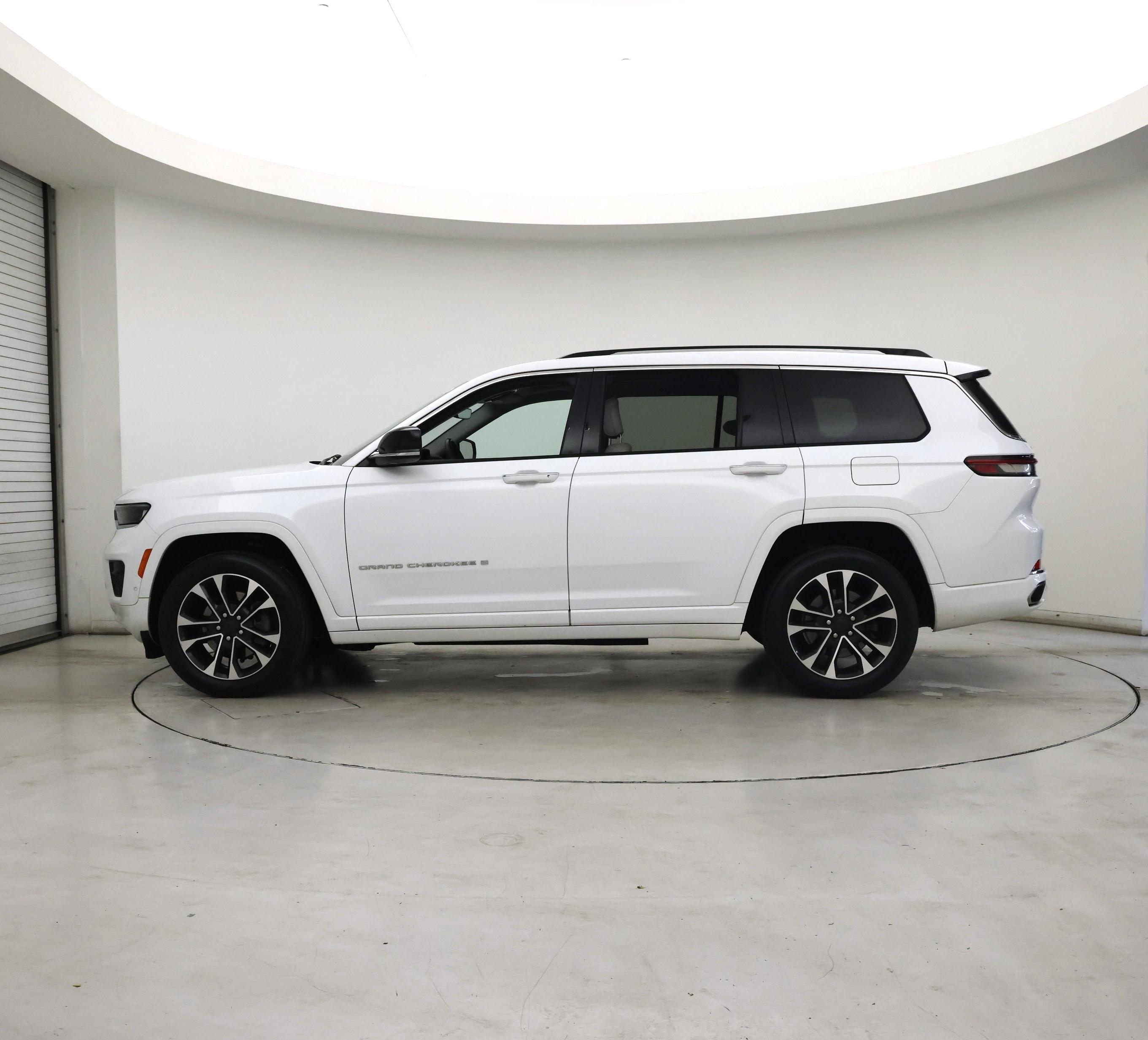 Thumbnail: 2021 Jeep Grand Cherokee L - 3
