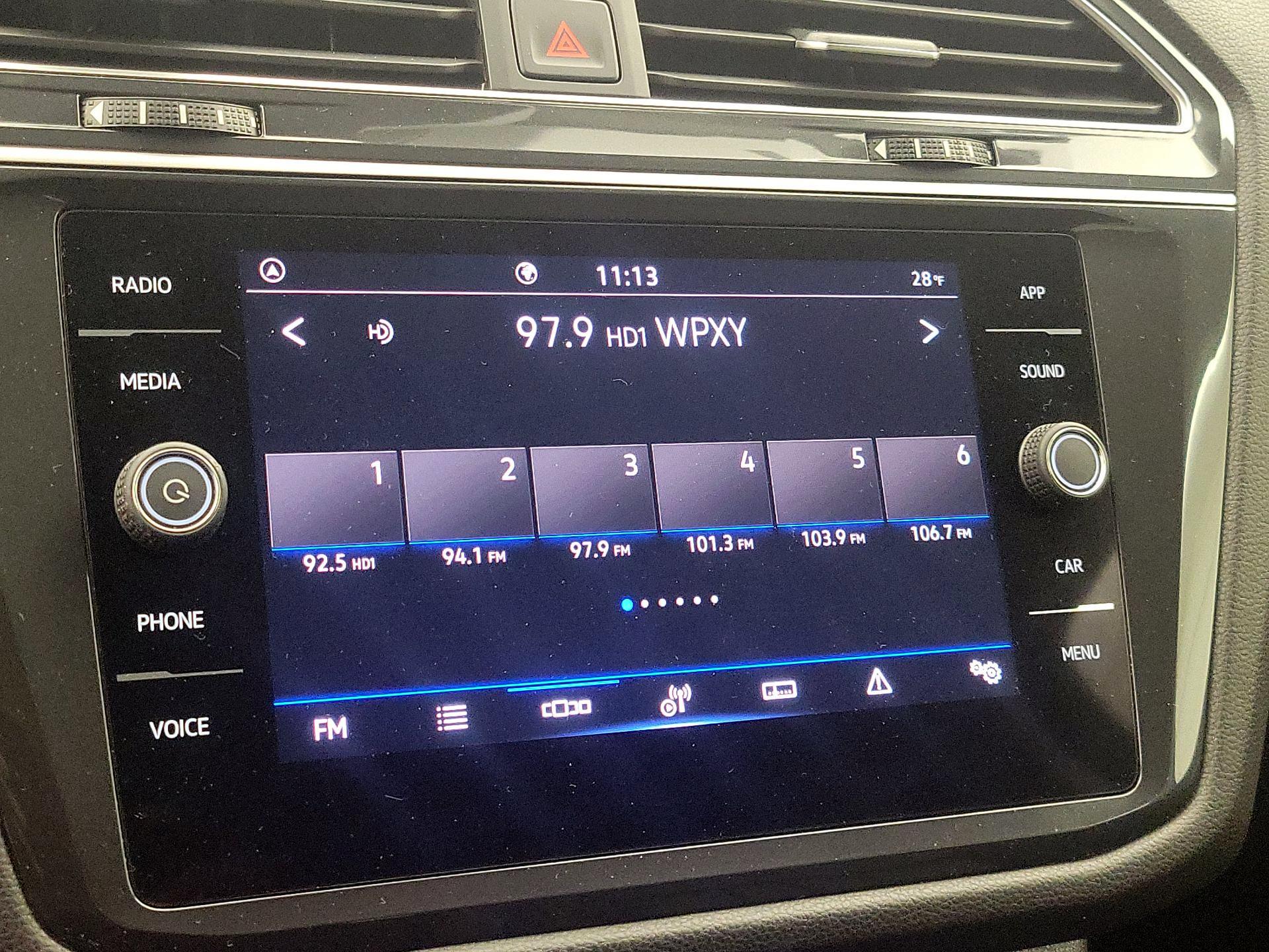 Thumbnail: 2024 Volkswagen Tiguan - 15