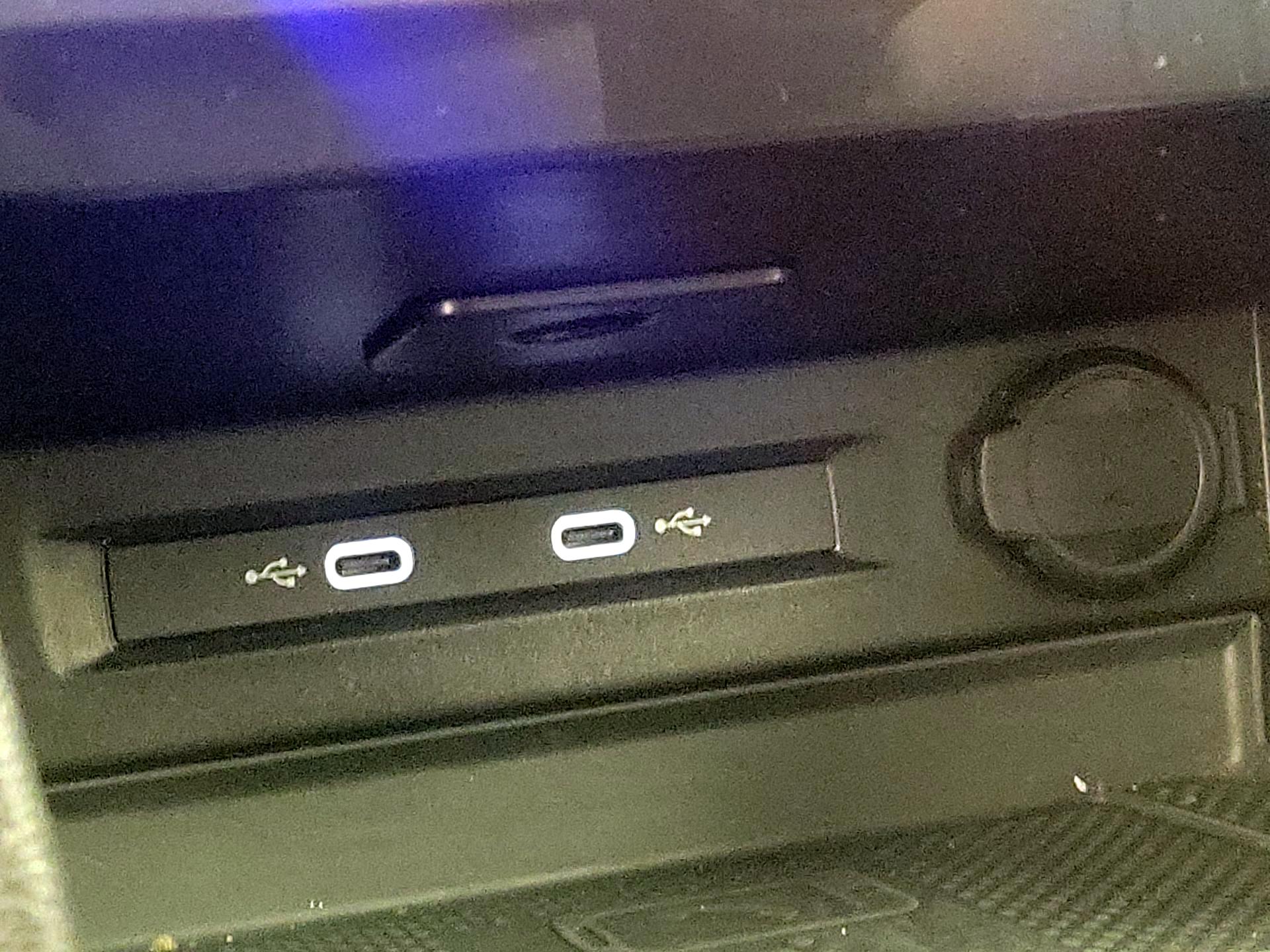 Thumbnail: 2024 Volkswagen Tiguan - 18