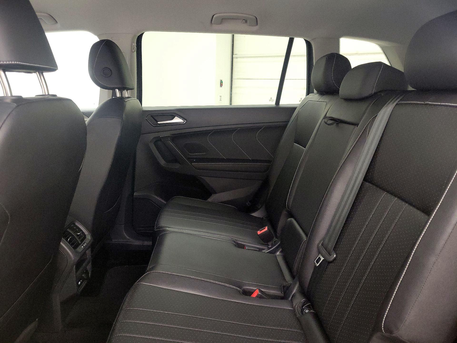 Thumbnail: 2024 Volkswagen Tiguan - 19